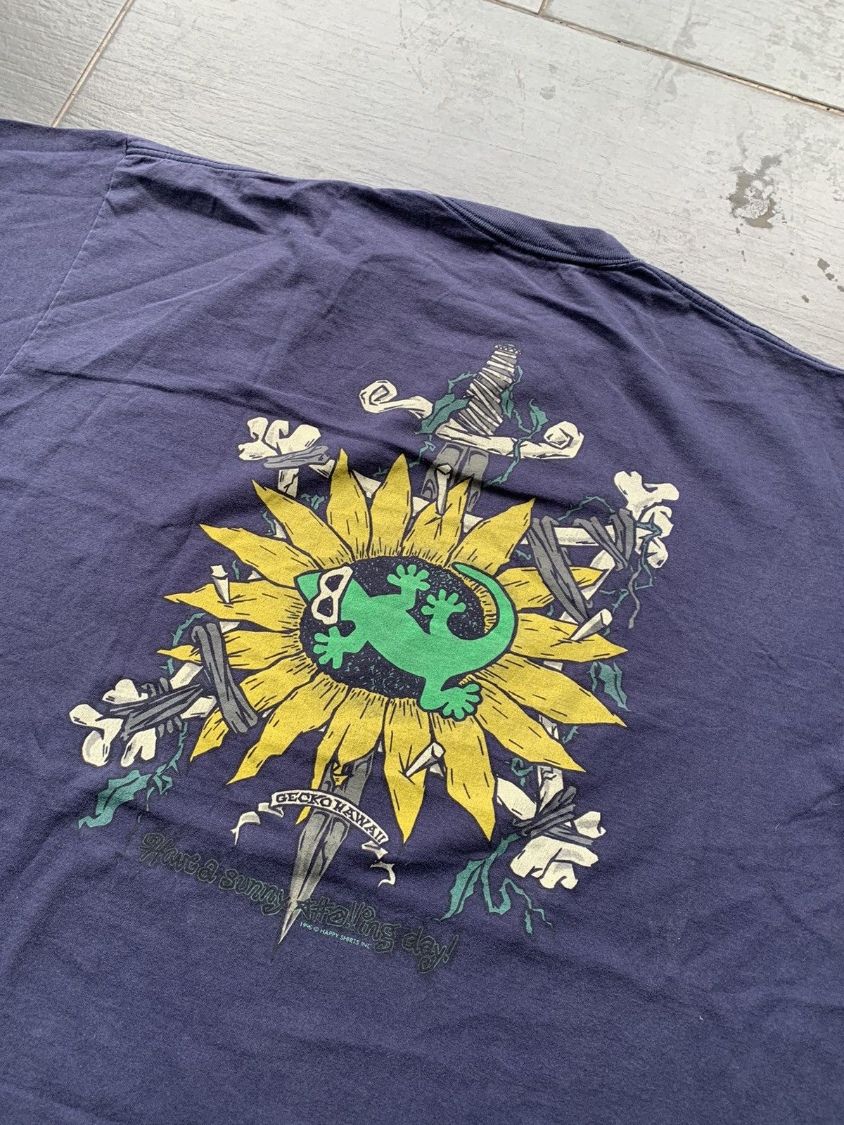 Vintage Vintage Gecko Hawaii T- Shirt Size US XXL / EU 58 / 5 - 8 Thumbnail