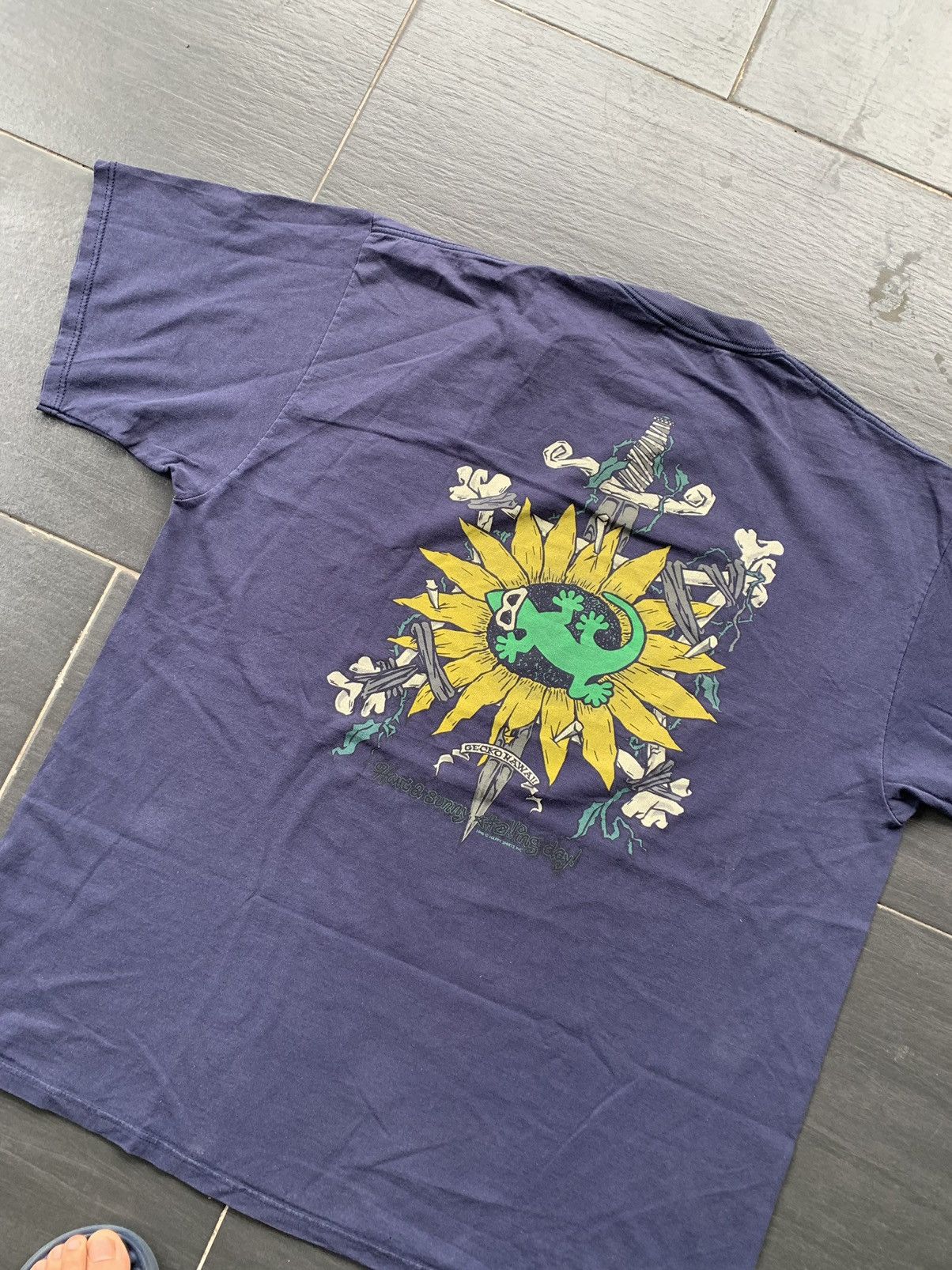 Vintage Vintage Gecko Hawaii T- Shirt Size US XXL / EU 58 / 5 - 6 Thumbnail