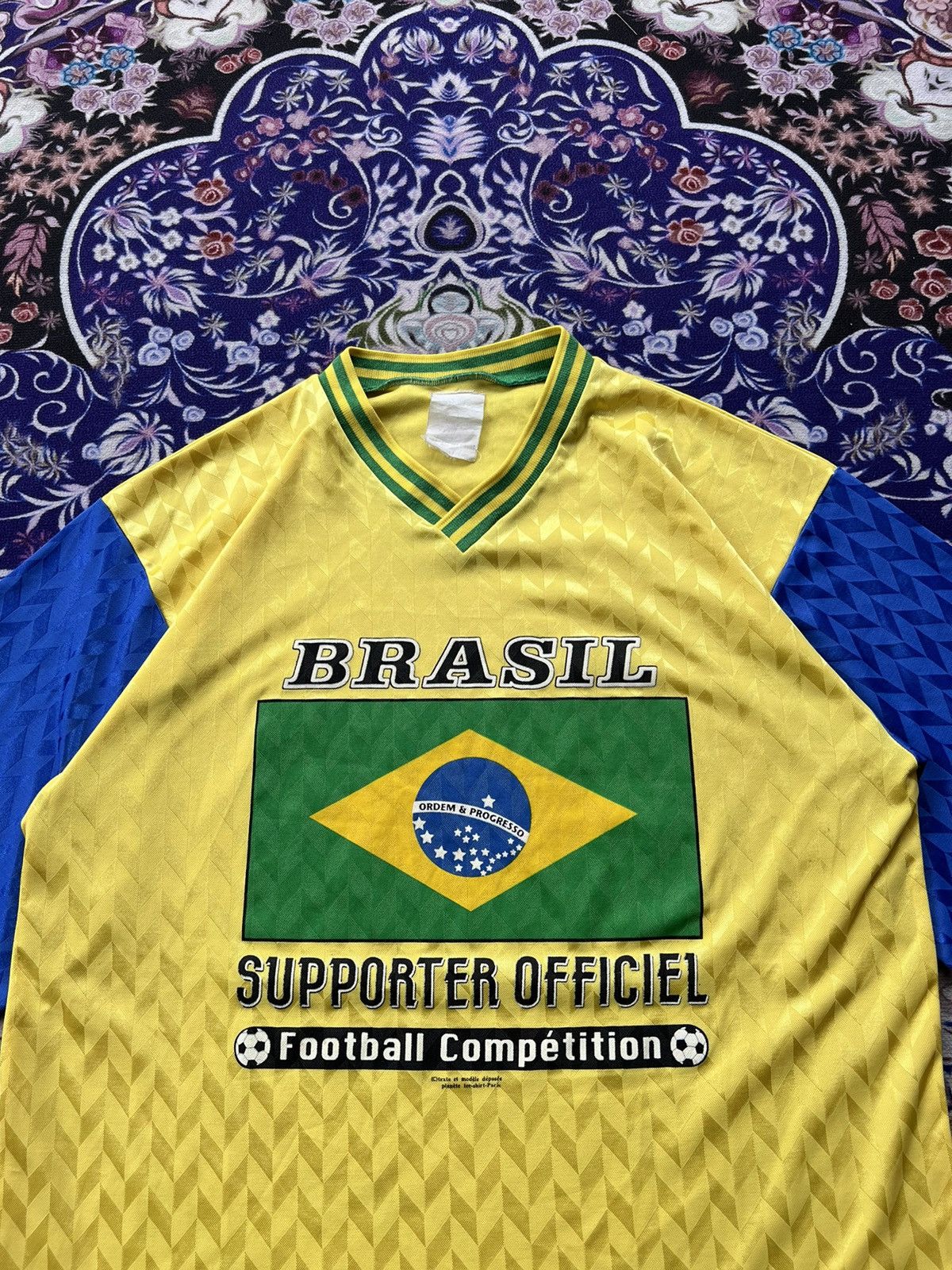 Vintage (XL) Vintage Brazil Supporter Officiel Retro Jersey Size US XL / EU 56 / 4 - 4 Thumbnail