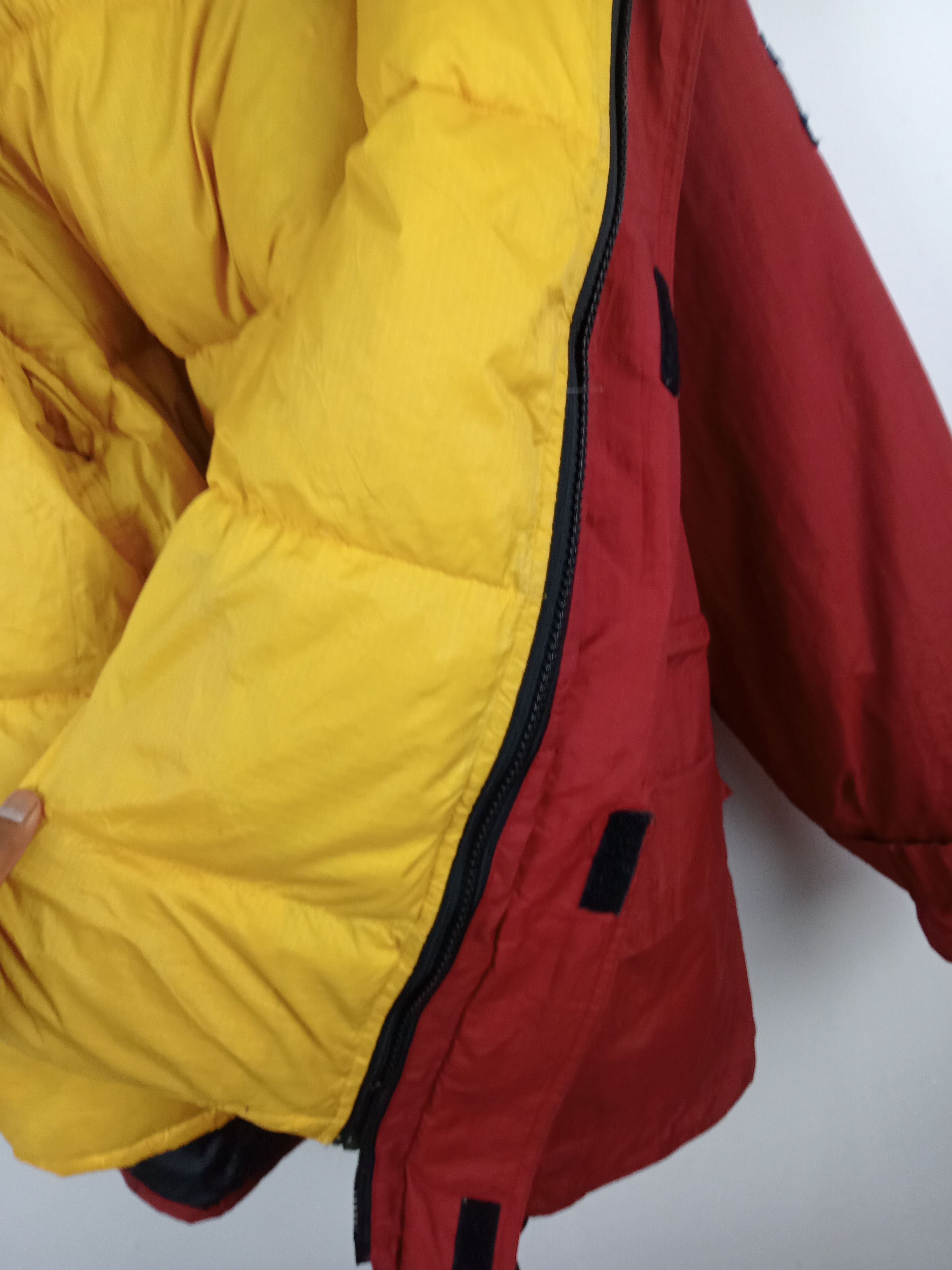 Tommy Hilfiger × Vintage Vintage Tommy Hilfiger Multicolour Puffer Jacket Size US L / EU 52-54 / 3 - 9 Thumbnail