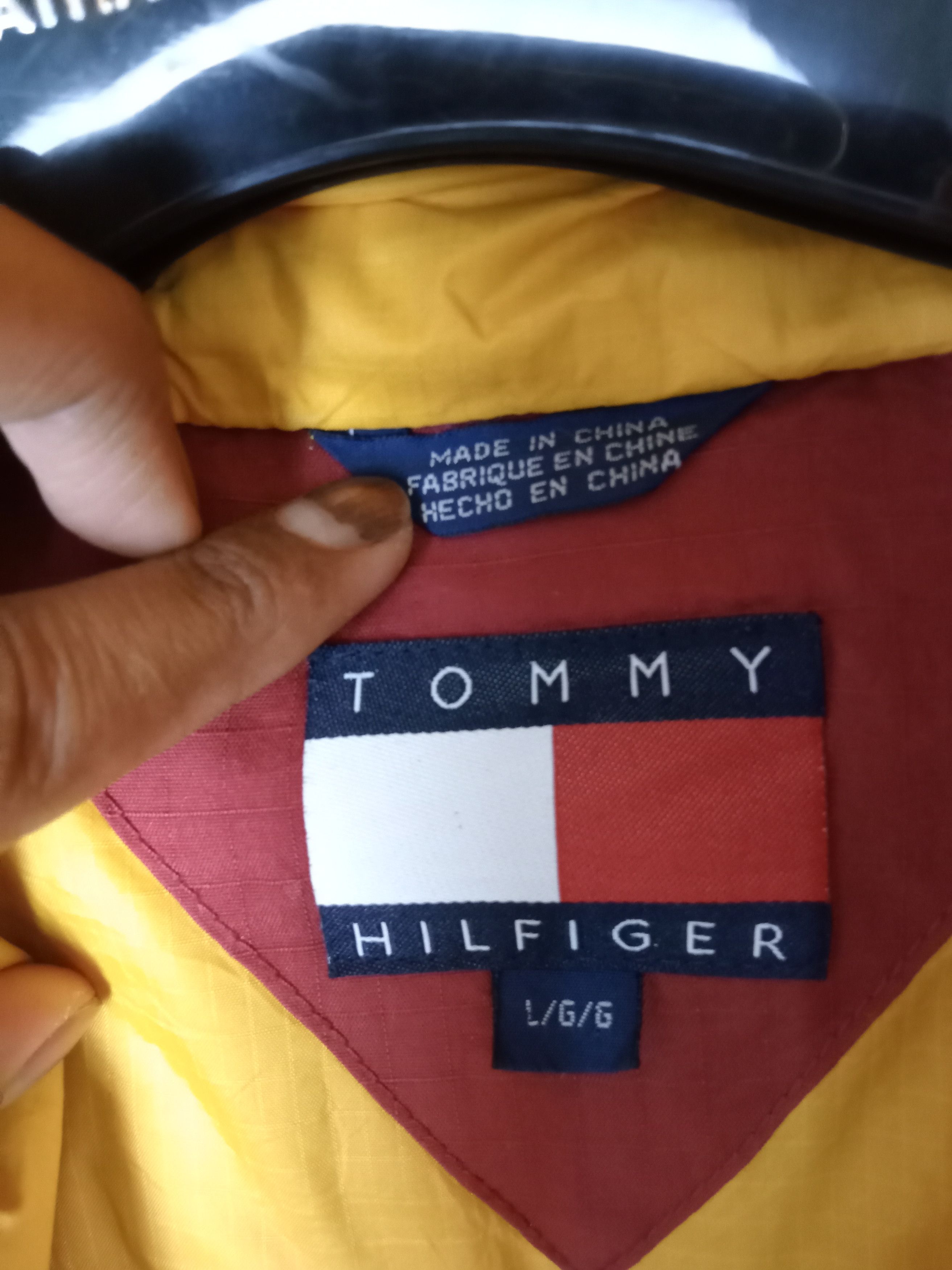 Tommy Hilfiger × Vintage Vintage Tommy Hilfiger Multicolour Puffer Jacket Size US L / EU 52-54 / 3 - 5 Thumbnail