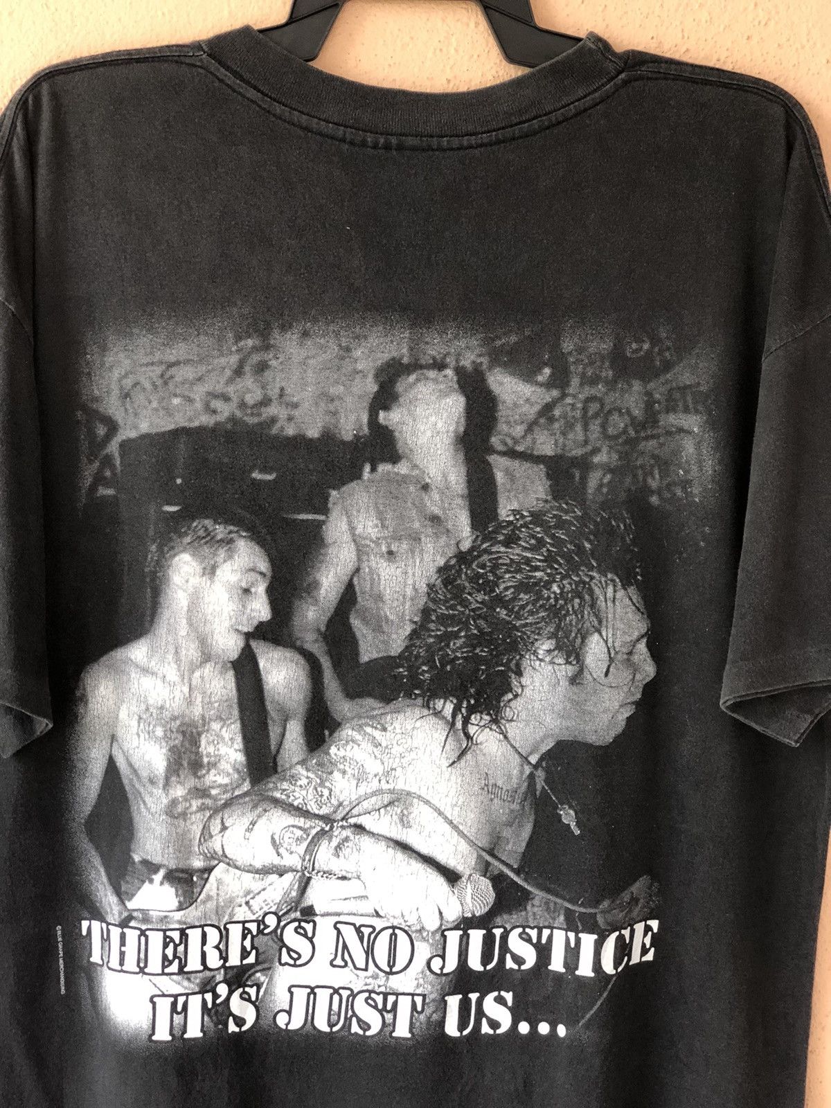 Band Tees × Vintage Vintage 90s AGNOSTIC FRONT N.Y.H.C Band Tee Size US XL / EU 56 / 4 - 2 Thumbnail