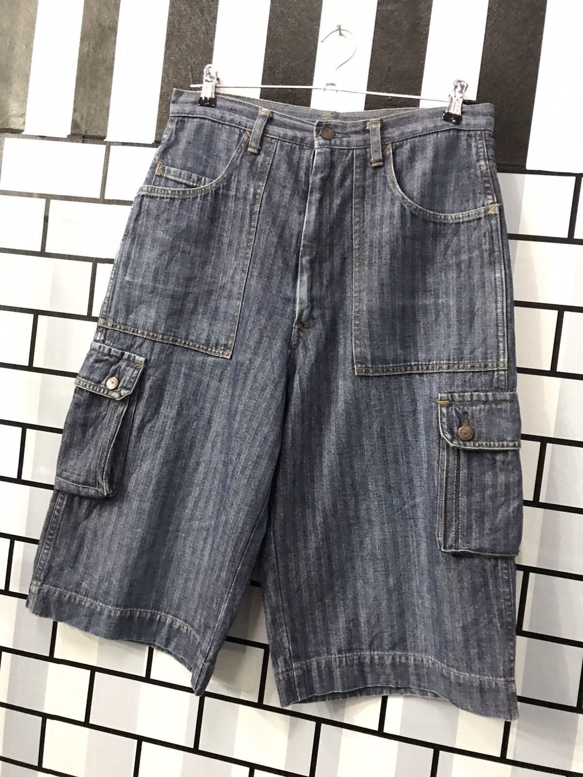 Hysteric Glamour Vintage Hysteric Glamour Cargo Short Pants Size US 30 / EU 46 - 4 Thumbnail