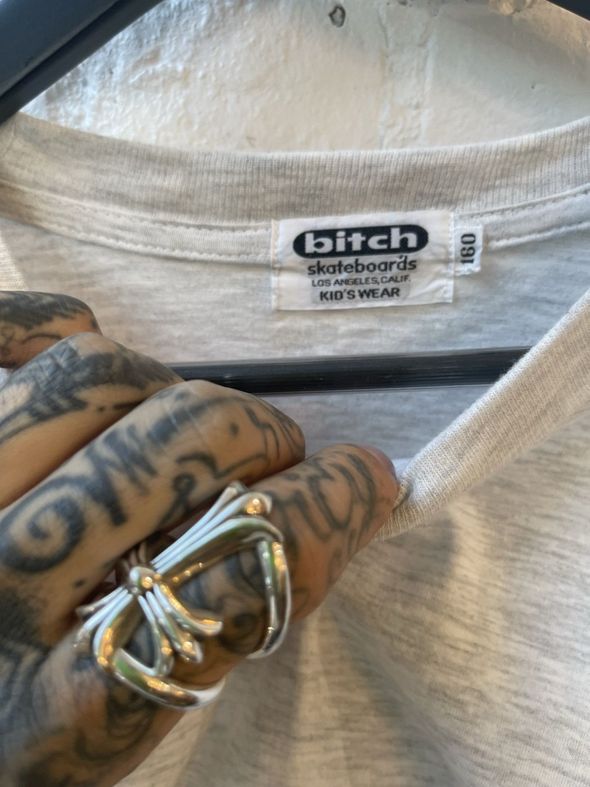 Vintage 90s BITCH SKATEBOARDS BRAND SPELL OUT T SHIRT SICK Size US M / EU 48-50 / 2 - 4 Thumbnail