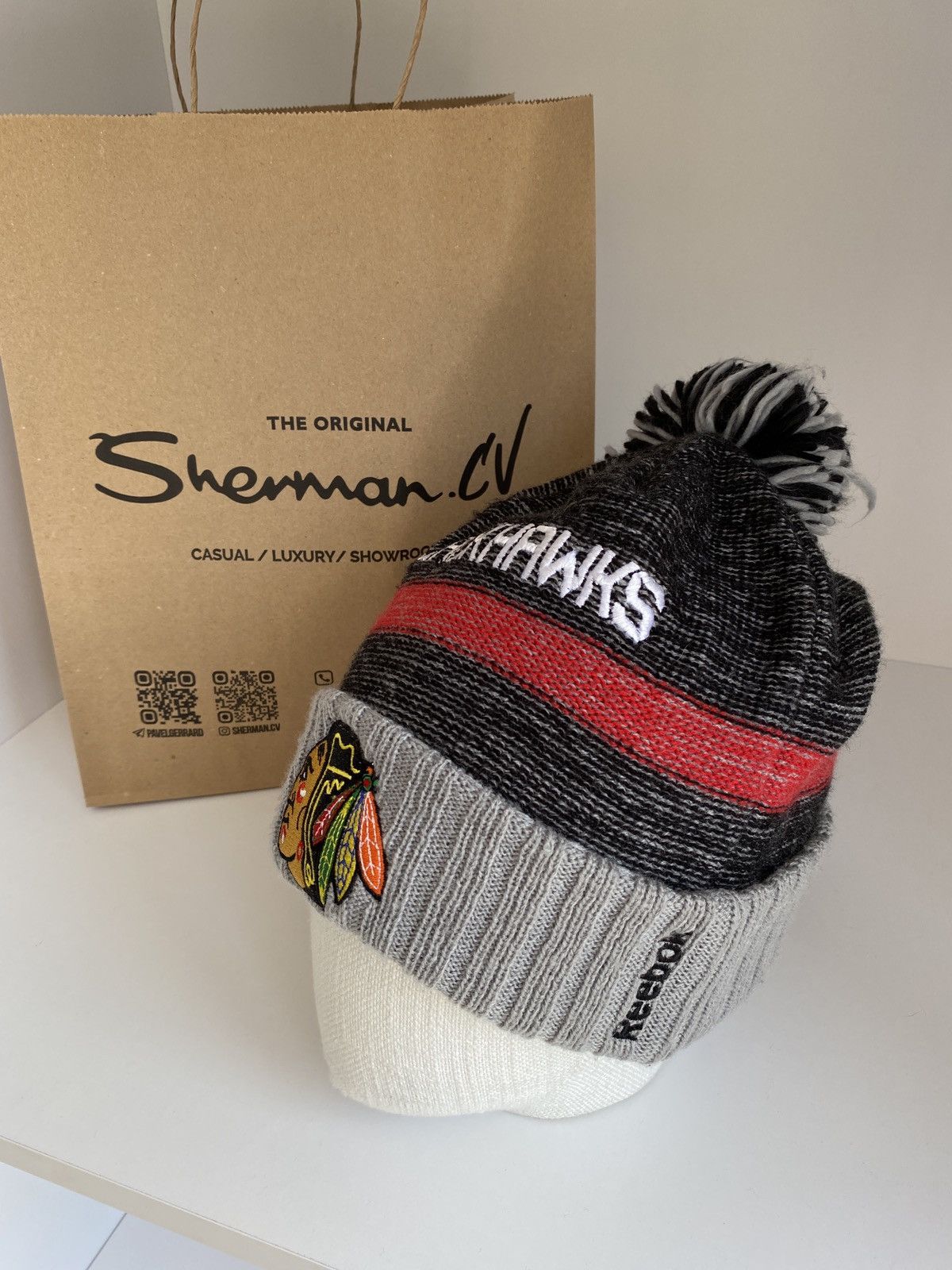 NHL × Reebok NHL Black Hawks Reebook beanie Size ONE SIZE - 2 Thumbnail