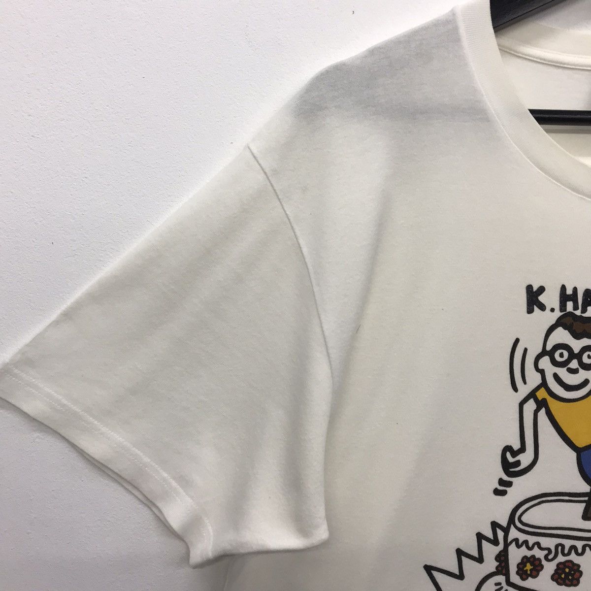 Andy Warhol × Uniqlo *Rare!! Keith Haring Birthday Cake Graphic Tee Size US L / EU 52-54 / 3 - 5 Thumbnail
