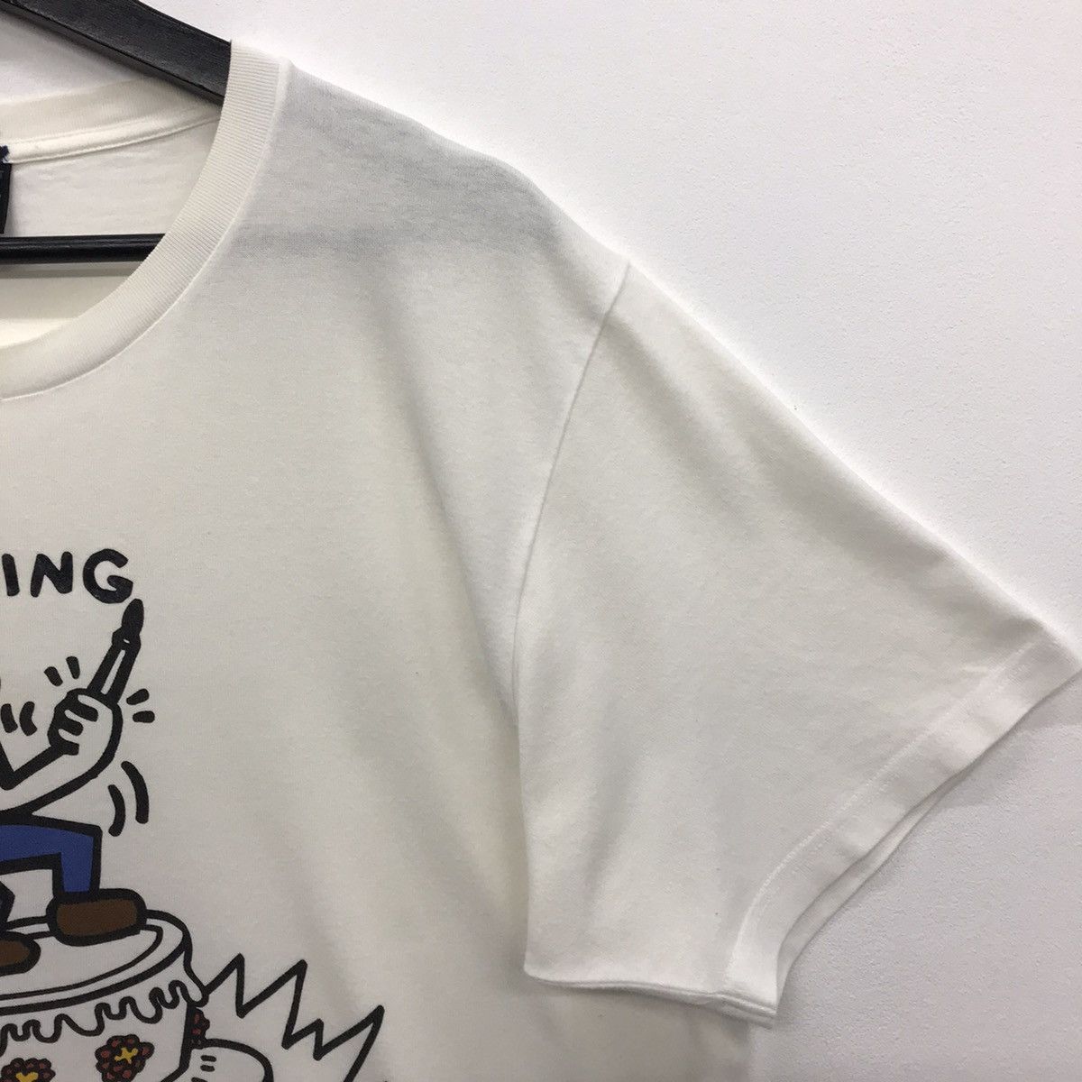 Andy Warhol × Uniqlo *Rare!! Keith Haring Birthday Cake Graphic Tee Size US L / EU 52-54 / 3 - 4 Thumbnail