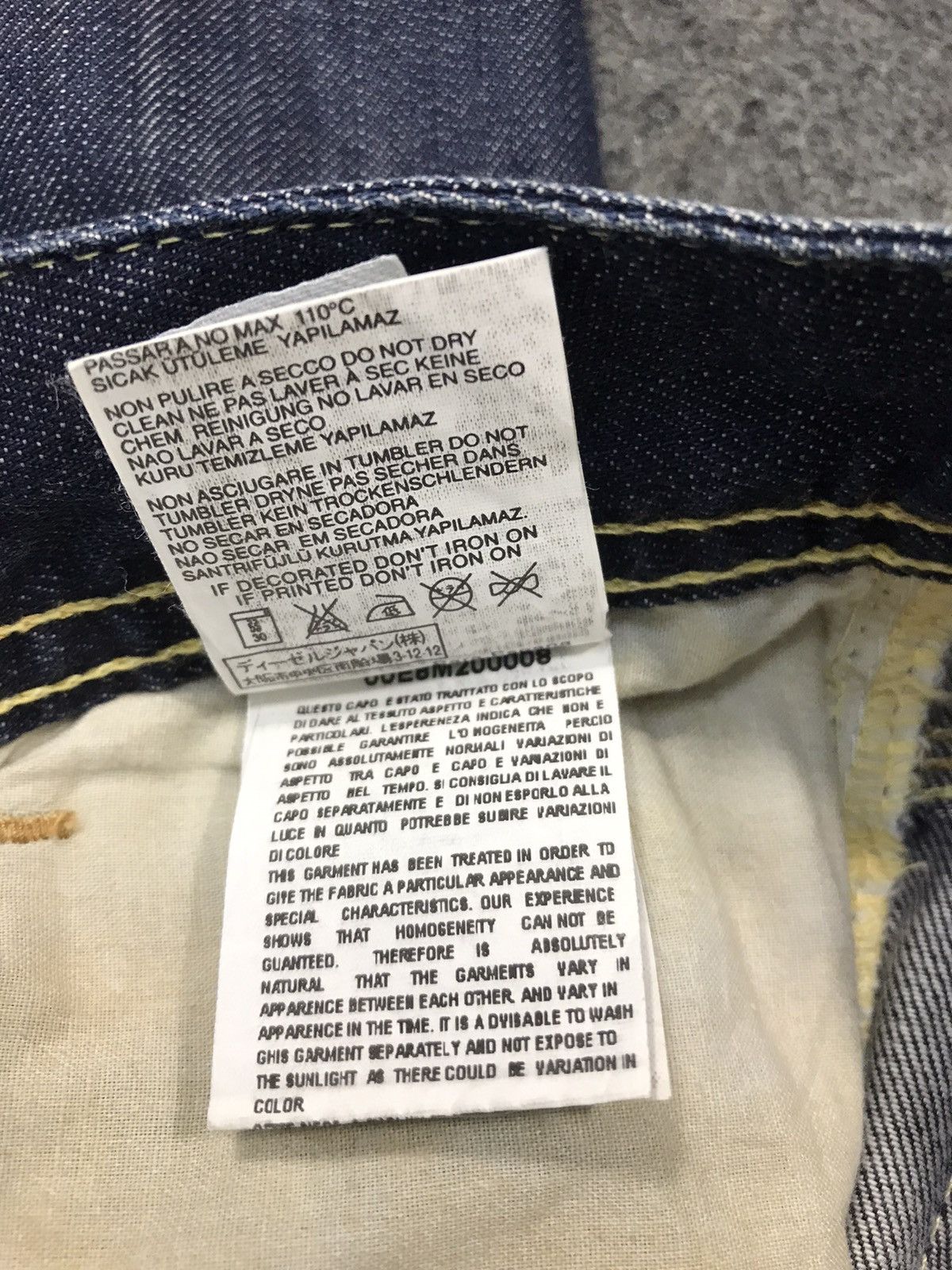 Diesel × Vintage Vintage Diesel Indigo Denim Jeans Size US 29 - 16 Thumbnail
