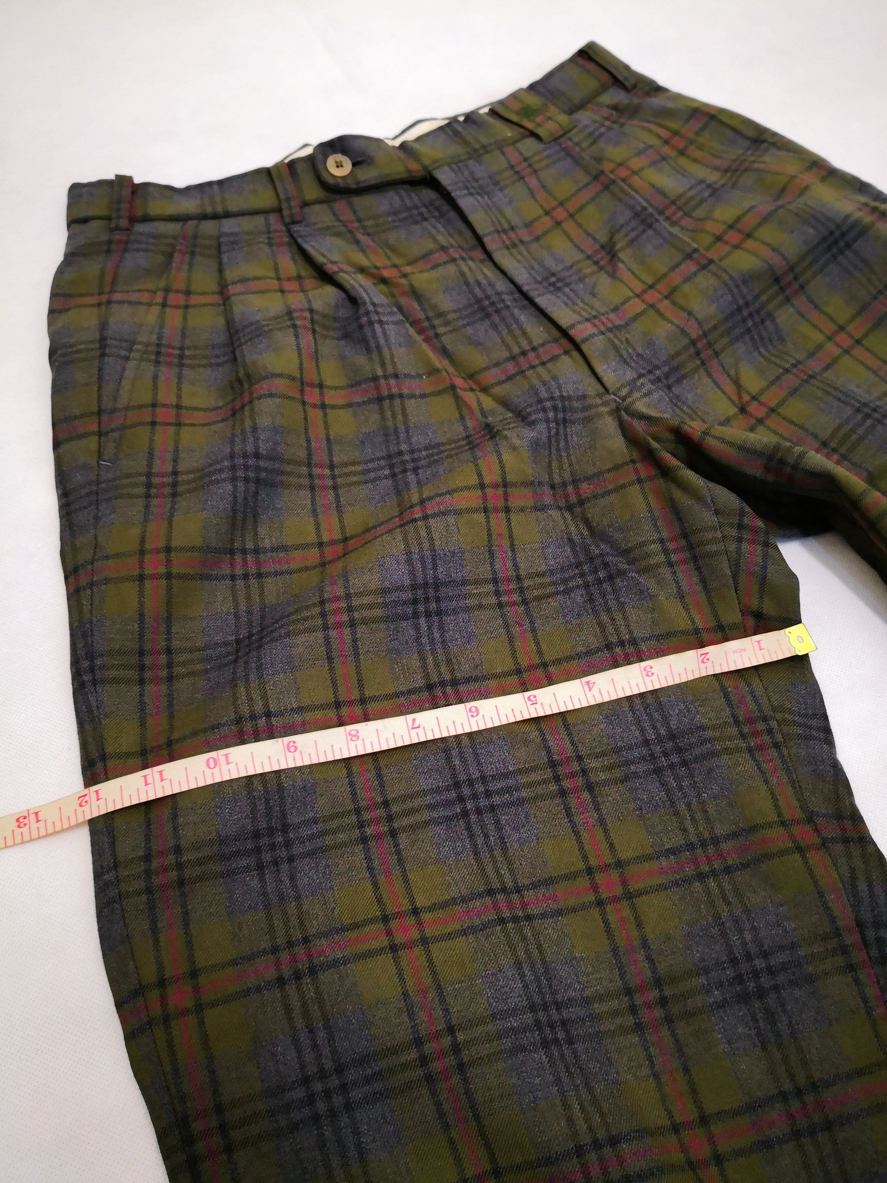 Burberry Vintage burberry wool checkered trousers Size US 30 / EU 46 - 8 Thumbnail