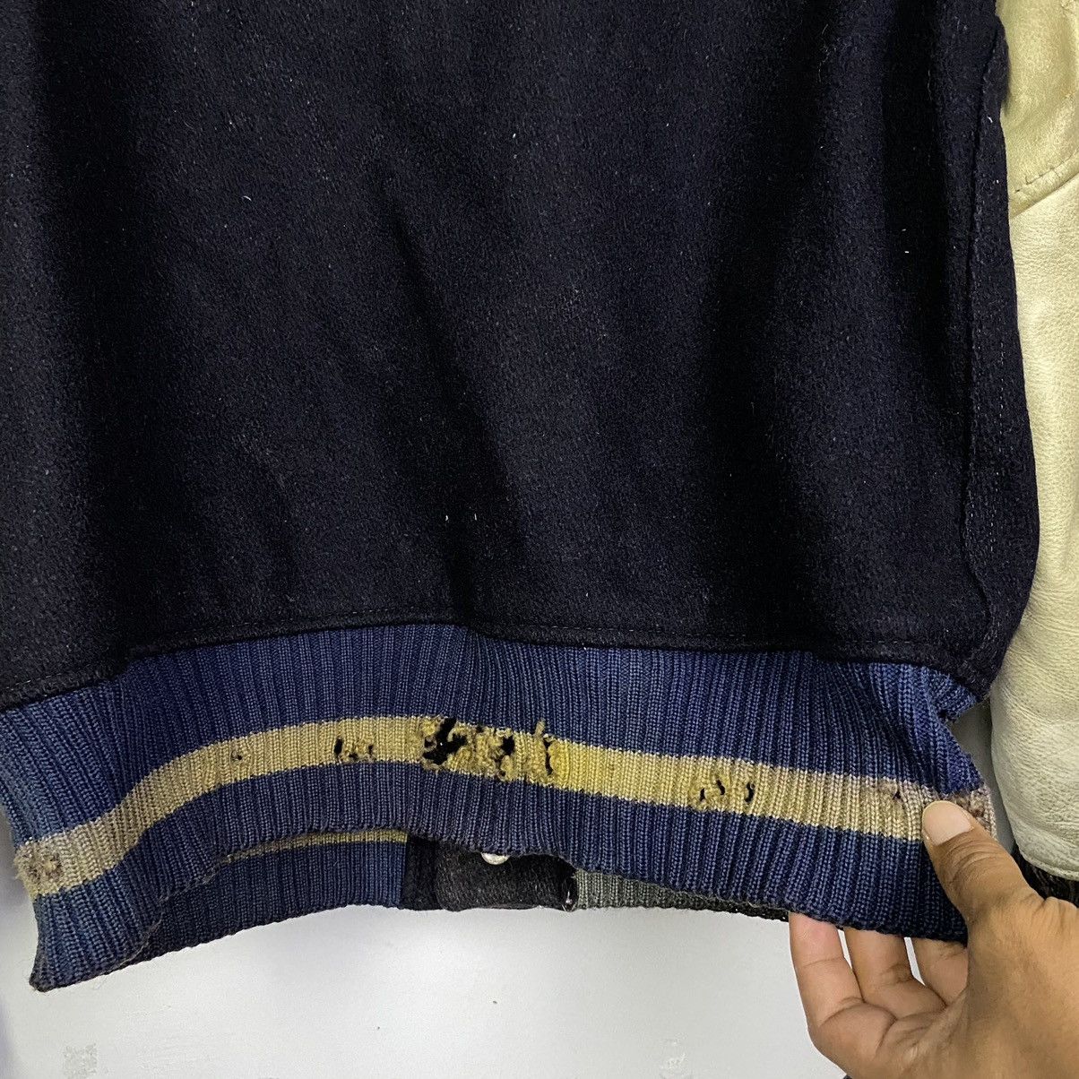 Vintage Vintage 60s Karate Varsity Sleeve Leather Distressed Size US M / EU 48-50 / 2 - 11 Thumbnail