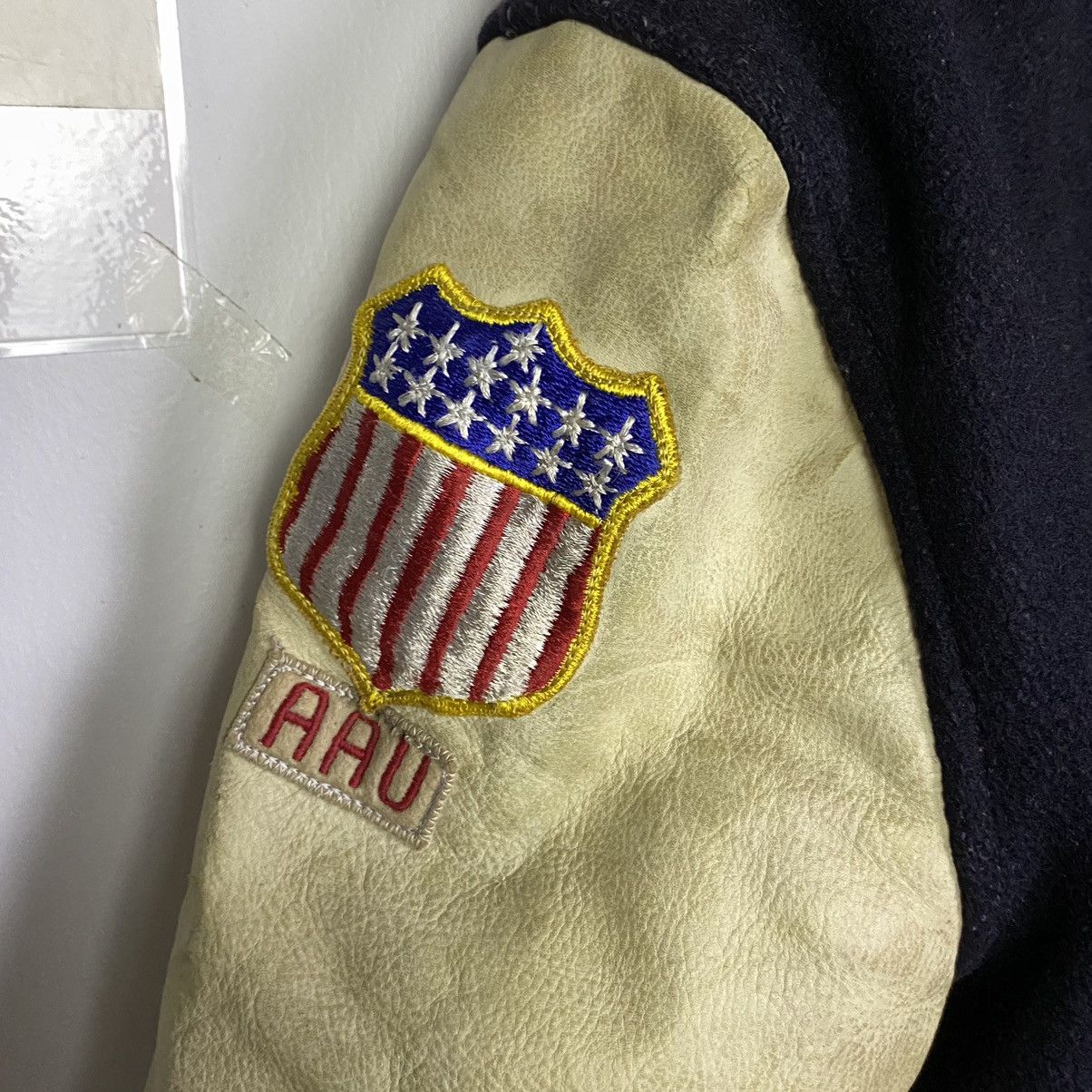 Vintage Vintage 60s Karate Varsity Sleeve Leather Distressed Size US M / EU 48-50 / 2 - 16 Thumbnail