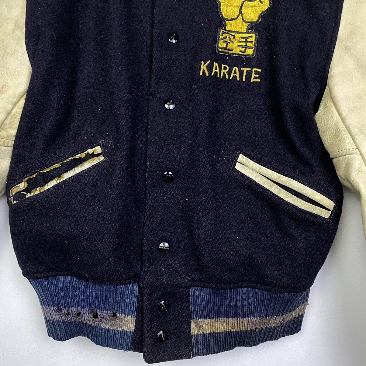 Vintage Vintage 60s Karate Varsity Sleeve Leather Distressed Size US M / EU 48-50 / 2 - 4 Thumbnail