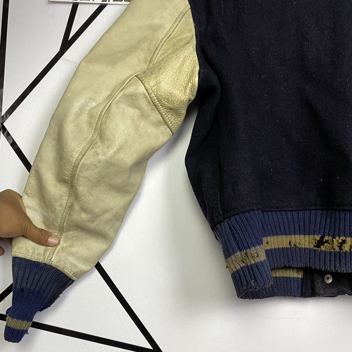 Vintage Vintage 60s Karate Varsity Sleeve Leather Distressed Size US M / EU 48-50 / 2 - 12 Thumbnail
