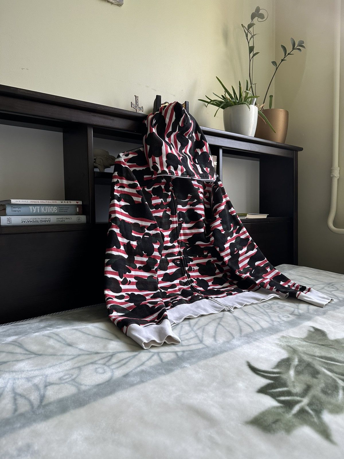 Bape Stripe 1st Camo Full Zip Hoodie Size US L / EU 52-54 / 3 - 1 Thumbnail