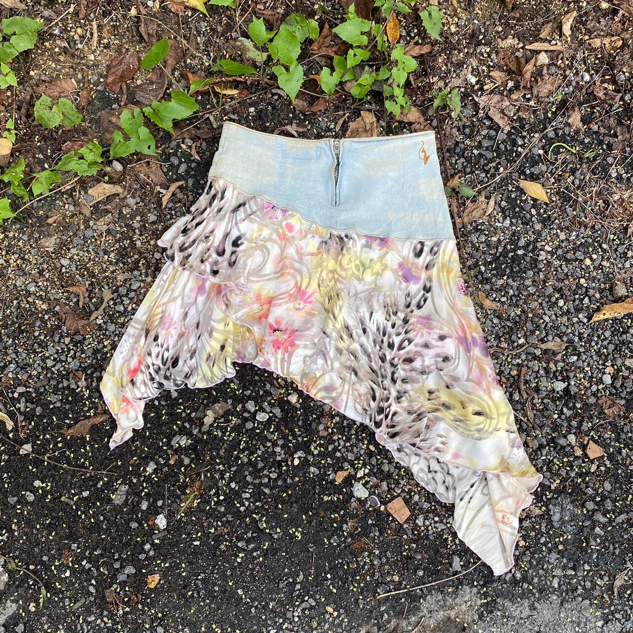 If Six Was Nine Baby Phat by Kimora Lee Simmons Silk Skirt Size 28" / US 6 / IT 42 - 4 Thumbnail