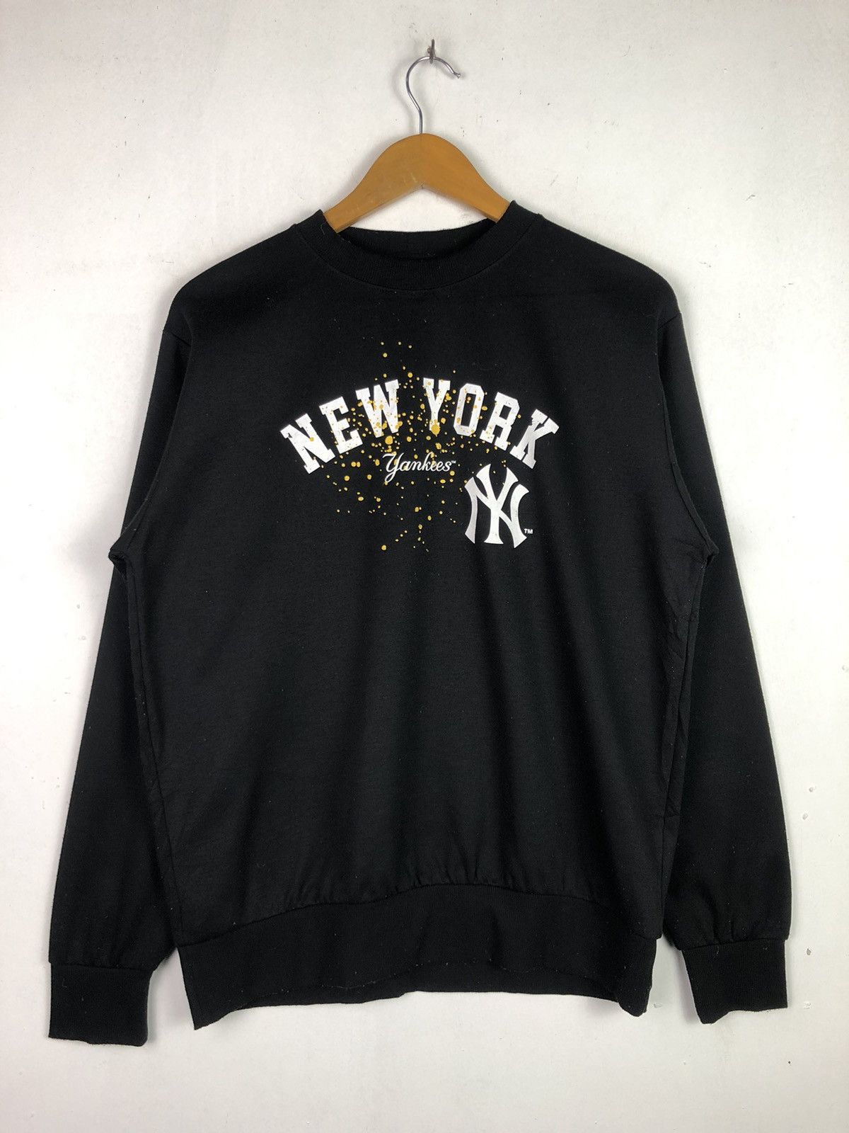 Genuine Merchandise New York Yankees Sweatshirt