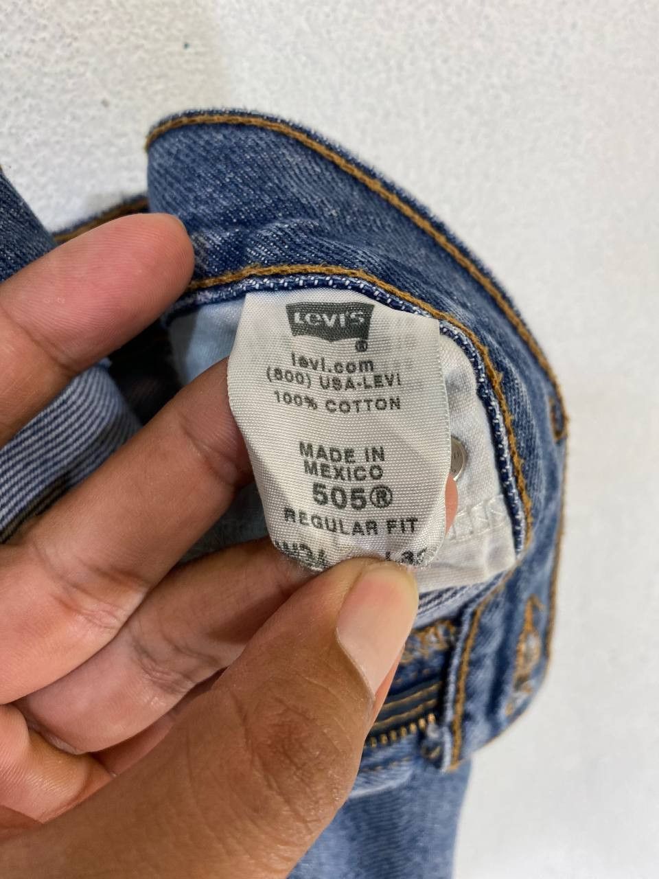 Levi's vintage levis 505 regular fit distressed denim Size US 36 / EU 52 - 13 Thumbnail