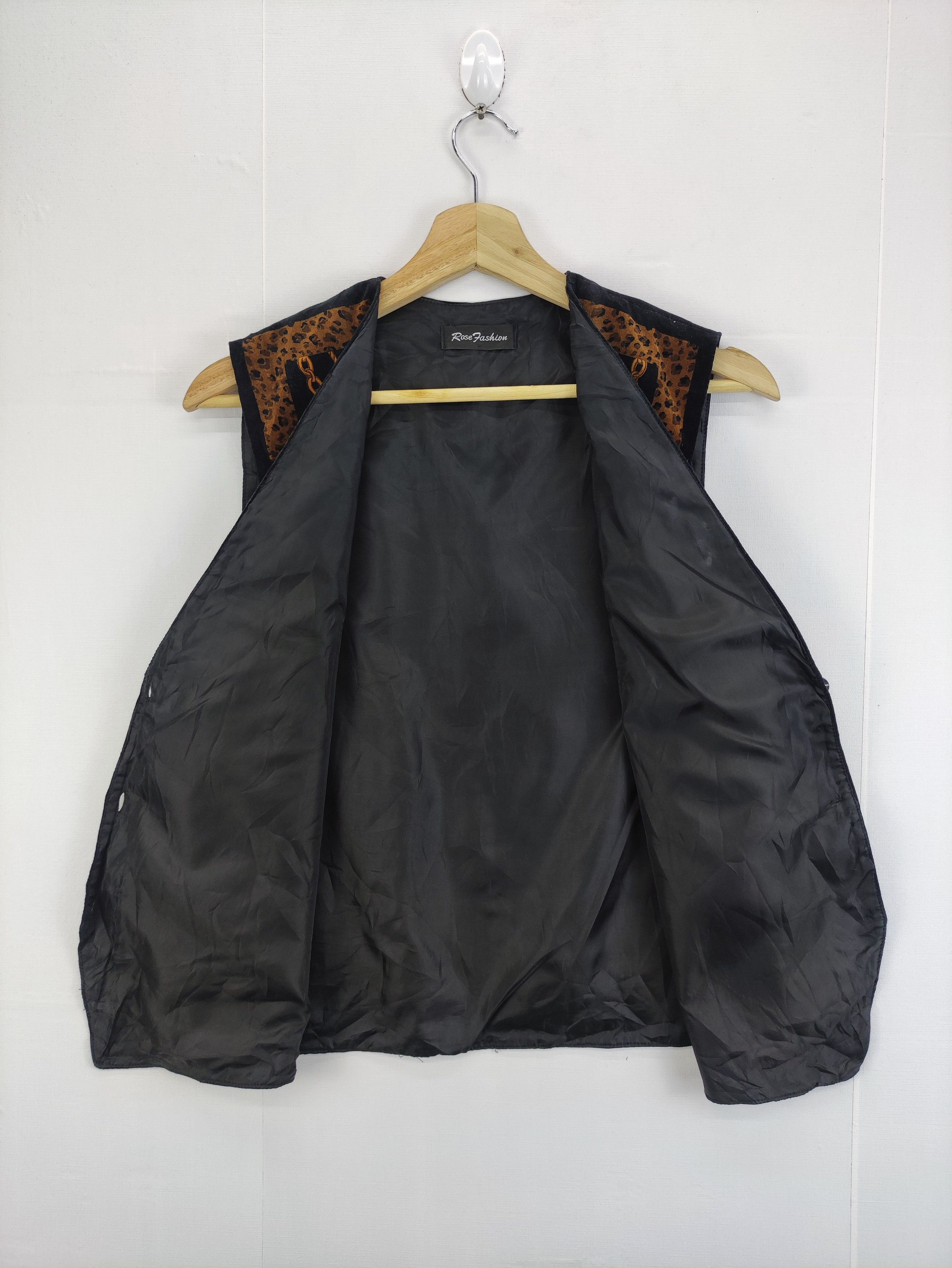 Japanese Brand Vintage Vest Leopard Velvet By Rose Fashion Size US M / EU 48-50 / 2 - 4 Thumbnail