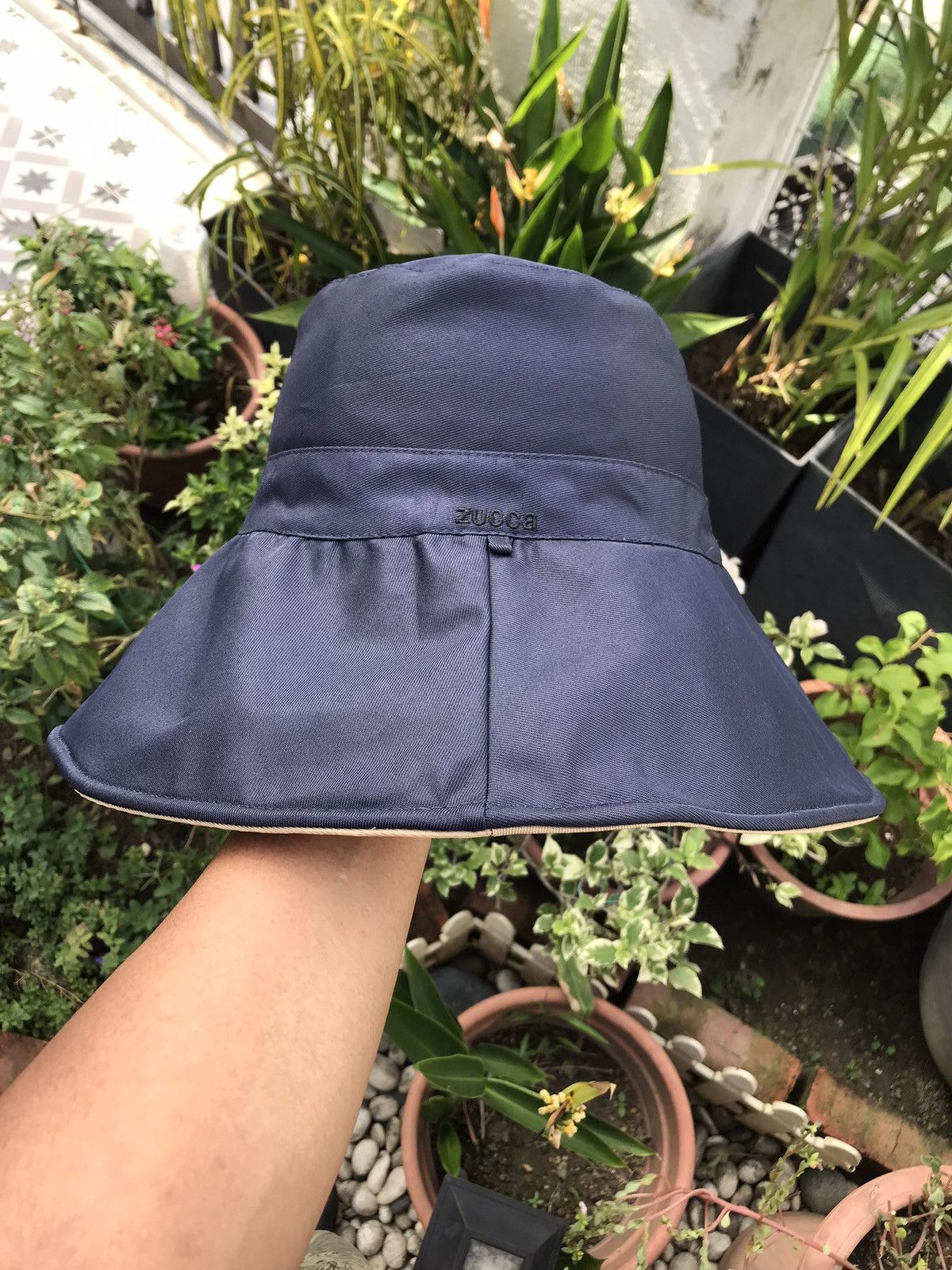 VTG REVERSIBLE ZUCCA BUCKETS HAT BY CABANE DE ZUCCA