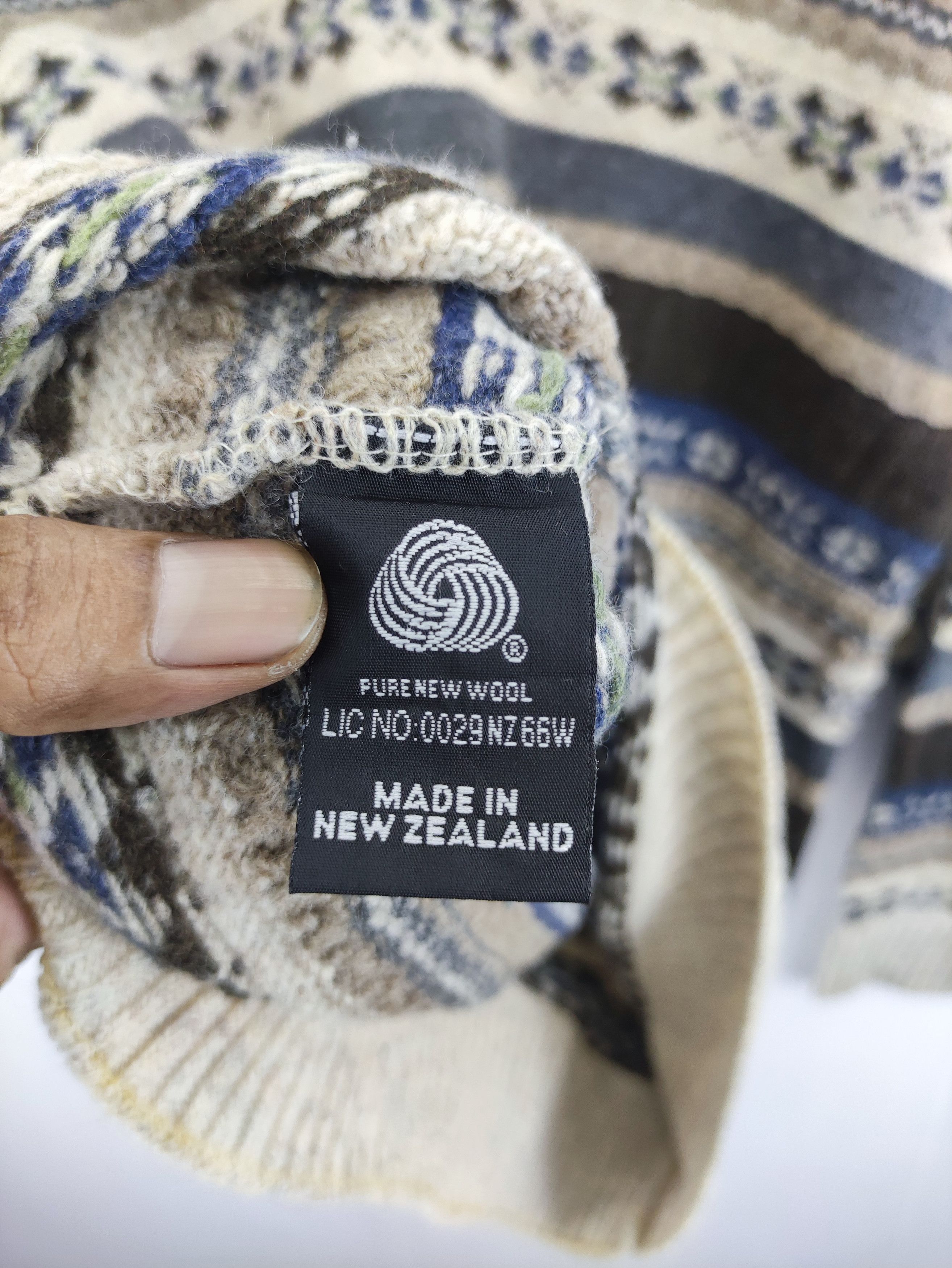 Aran Isles Knitwear Vintage knit Sweater Gentlemen Farmer Jumper Size US M / EU 48-50 / 2 - 4 Thumbnail