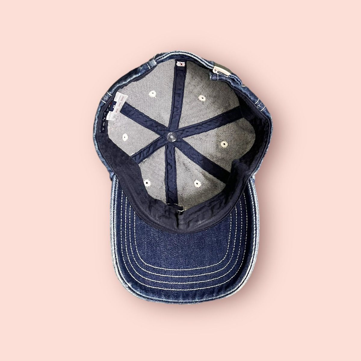 Japanese Brand × Tommy Hilfiger × Vintage VINTAGE TOMMY HILFIGER JAPAN PATCH LOGO DENIM STRAPBACK CAP Size ONE SIZE - 14 Thumbnail