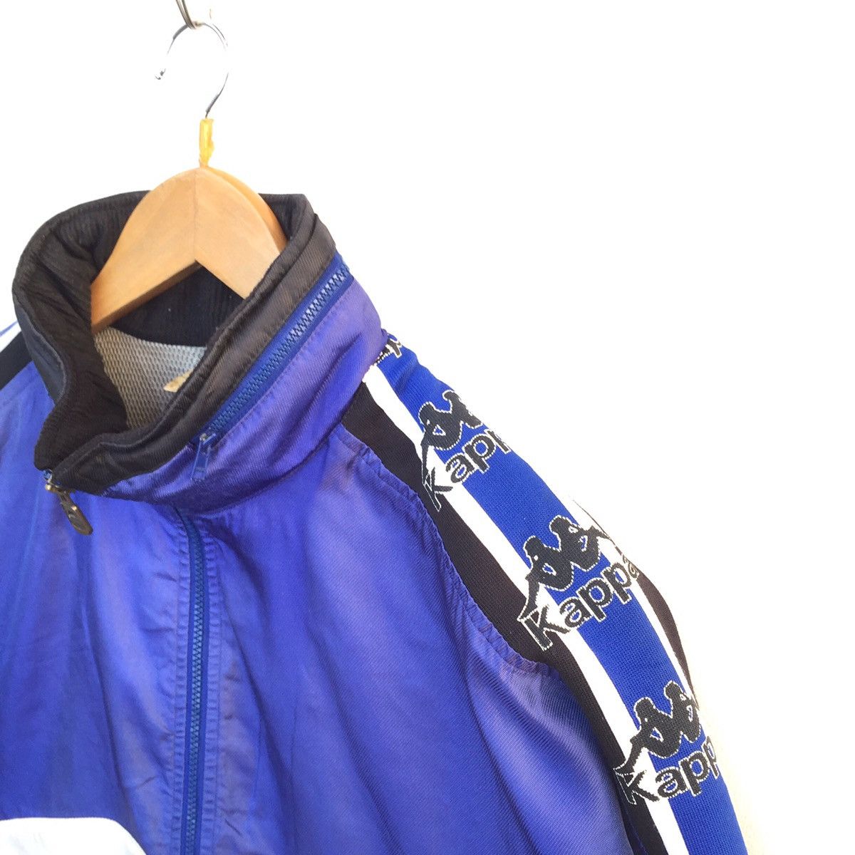 Kappa Vintage 90s Kappa Big Logo Spell Out Jacket | M Size US M / EU 48-50 / 2 - 4 Thumbnail
