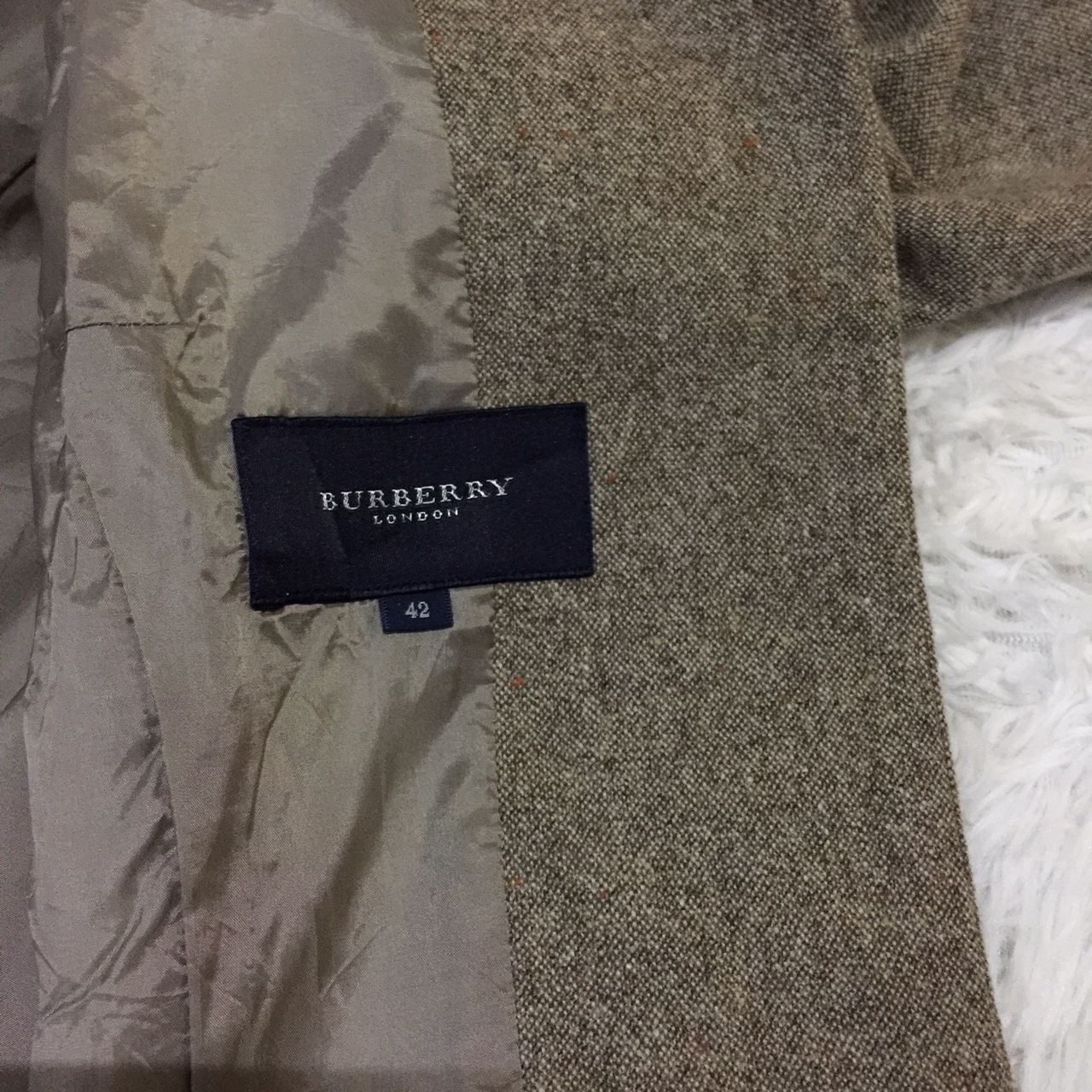 Burberry Nice Design Burberry Coat Jacket Size US XS / EU 42 / 0 - 7 Thumbnail