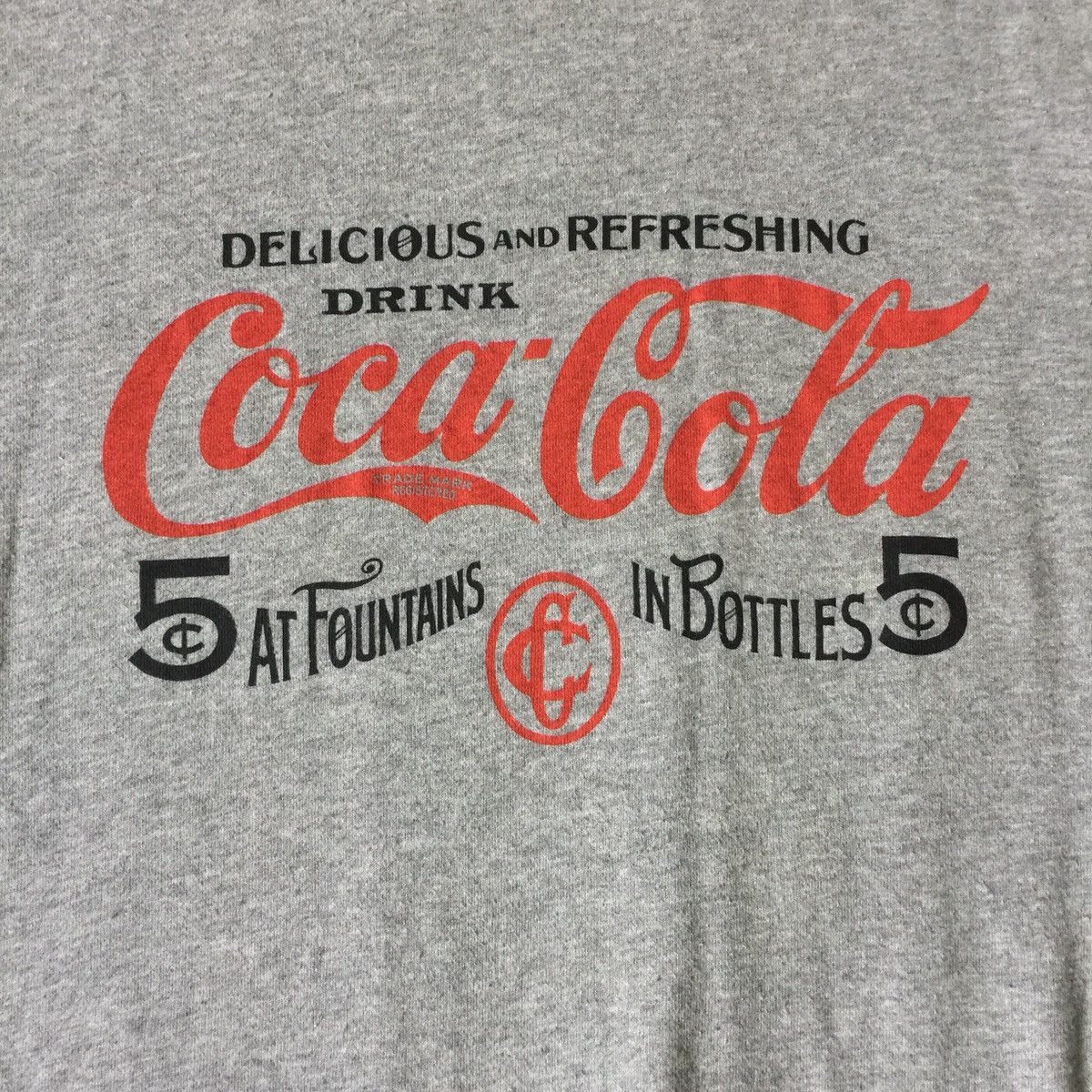 Coca Cola Uniqlo coca cola sweatshirt Size US L / EU 52-54 / 3 - 13 Thumbnail