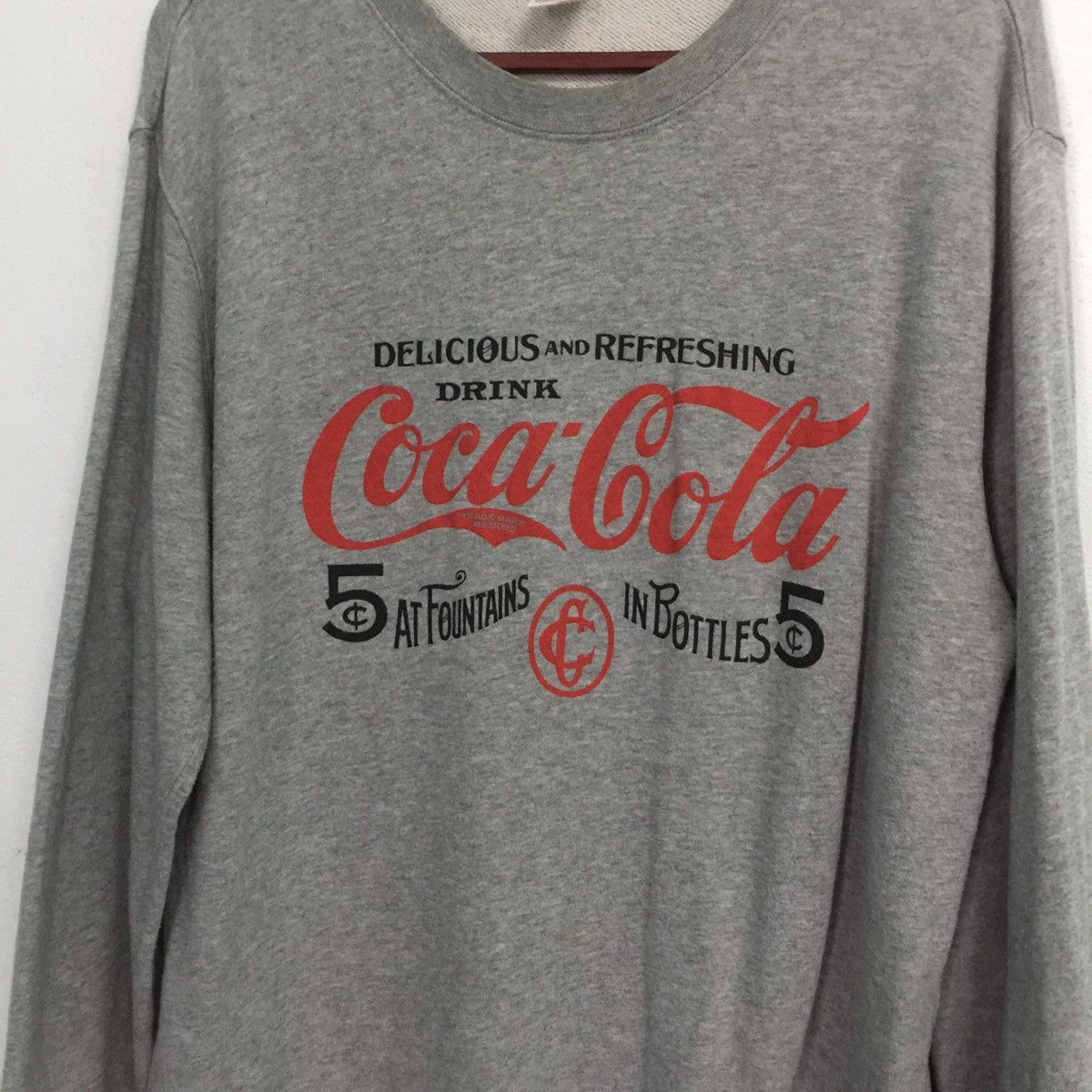 Coca Cola Uniqlo coca cola sweatshirt Size US L / EU 52-54 / 3 - 4 Thumbnail