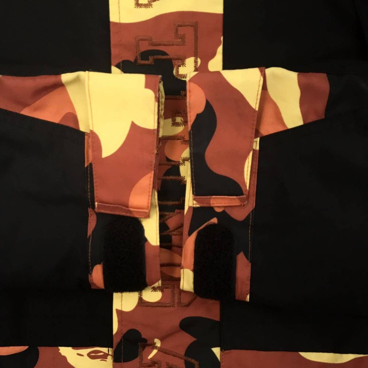 Bape 1st Camo Tiger Snowboard Jacket Size US M / EU 48-50 / 2 - 7 Thumbnail