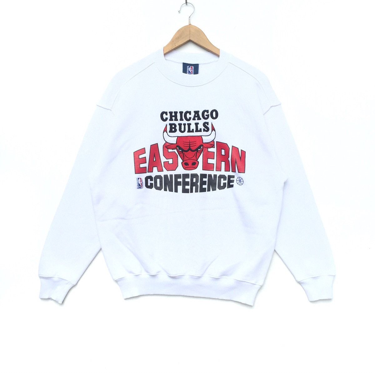 NBA Vintage 90s Chicago Bulls Eastern Conference Sweatshirt | M Size US M / EU 48-50 / 2 - 1 Thumbnail