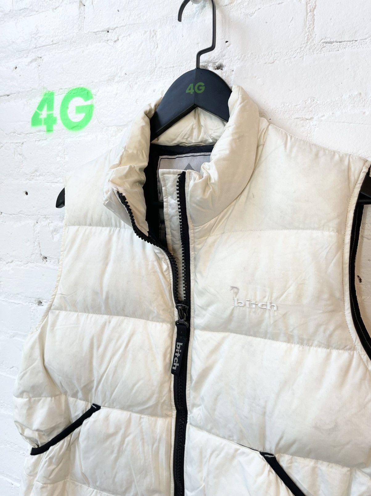 Vintage 90s BITCH SKATEBOARD BRAND WHITE PUFFER VEST JACKET !! Size US M / EU 48-50 / 2 - 4 Thumbnail