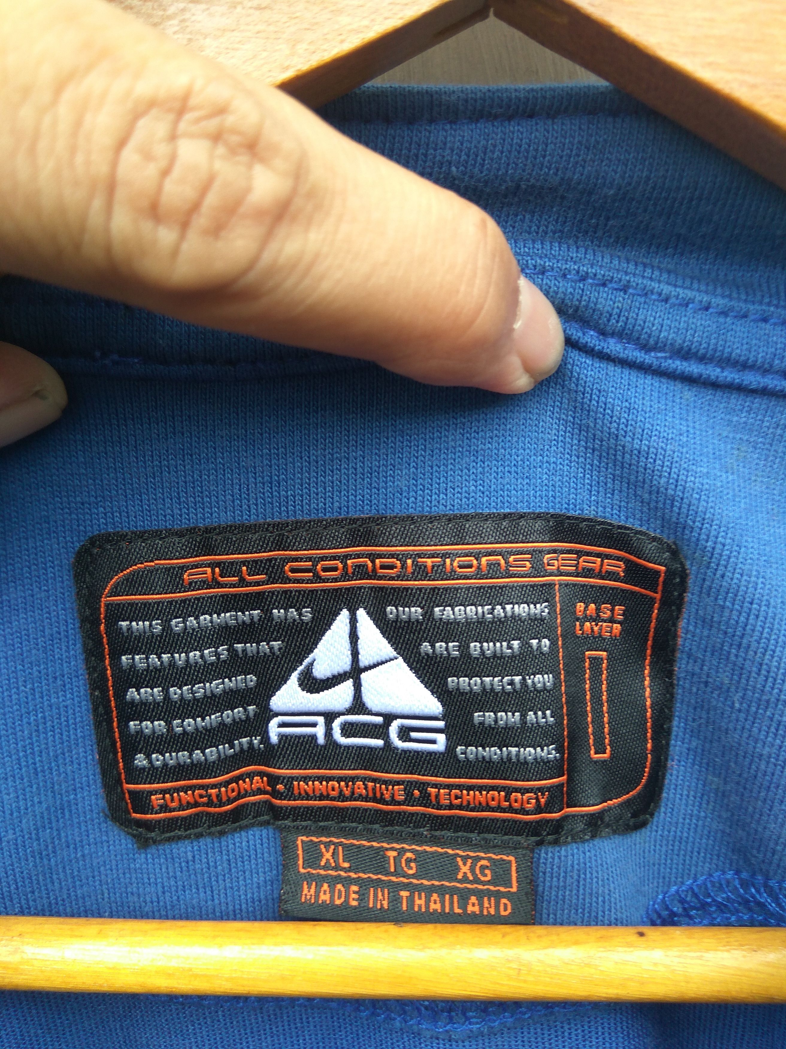 Nike Vintage Nike ACG sweatshirt Size US L / EU 52-54 / 3 - 6 Thumbnail