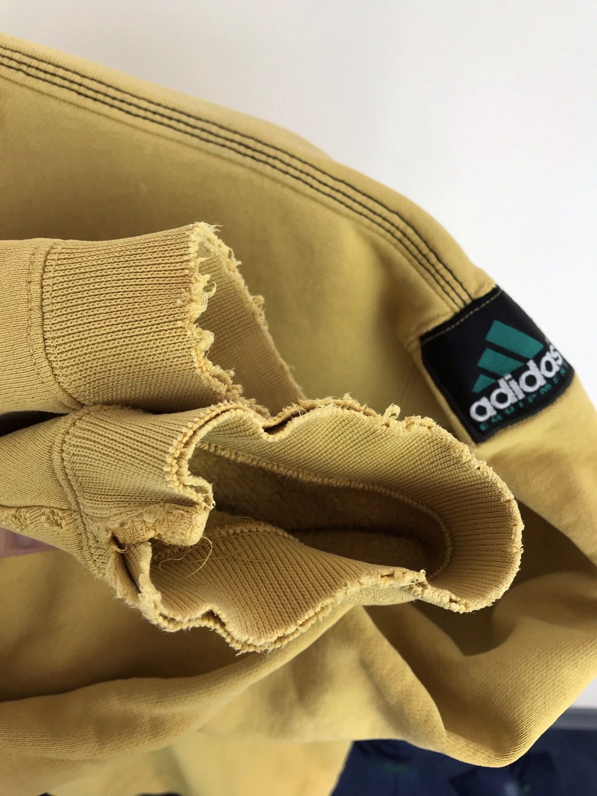 Vintage Vintage Adidas Equipment Big Logo Faded Distressed Sweat Size US L / EU 52-54 / 3 - 6 Thumbnail