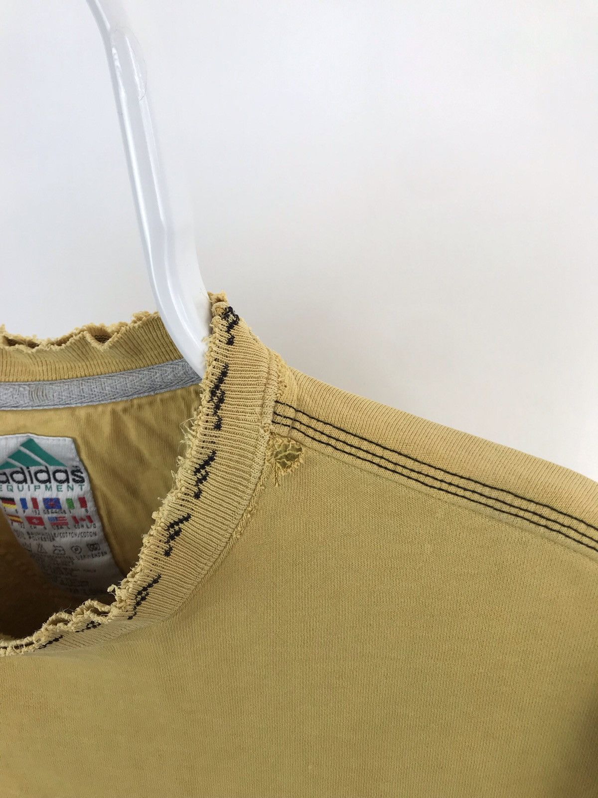 Vintage Vintage Adidas Equipment Big Logo Faded Distressed Sweat Size US L / EU 52-54 / 3 - 4 Thumbnail