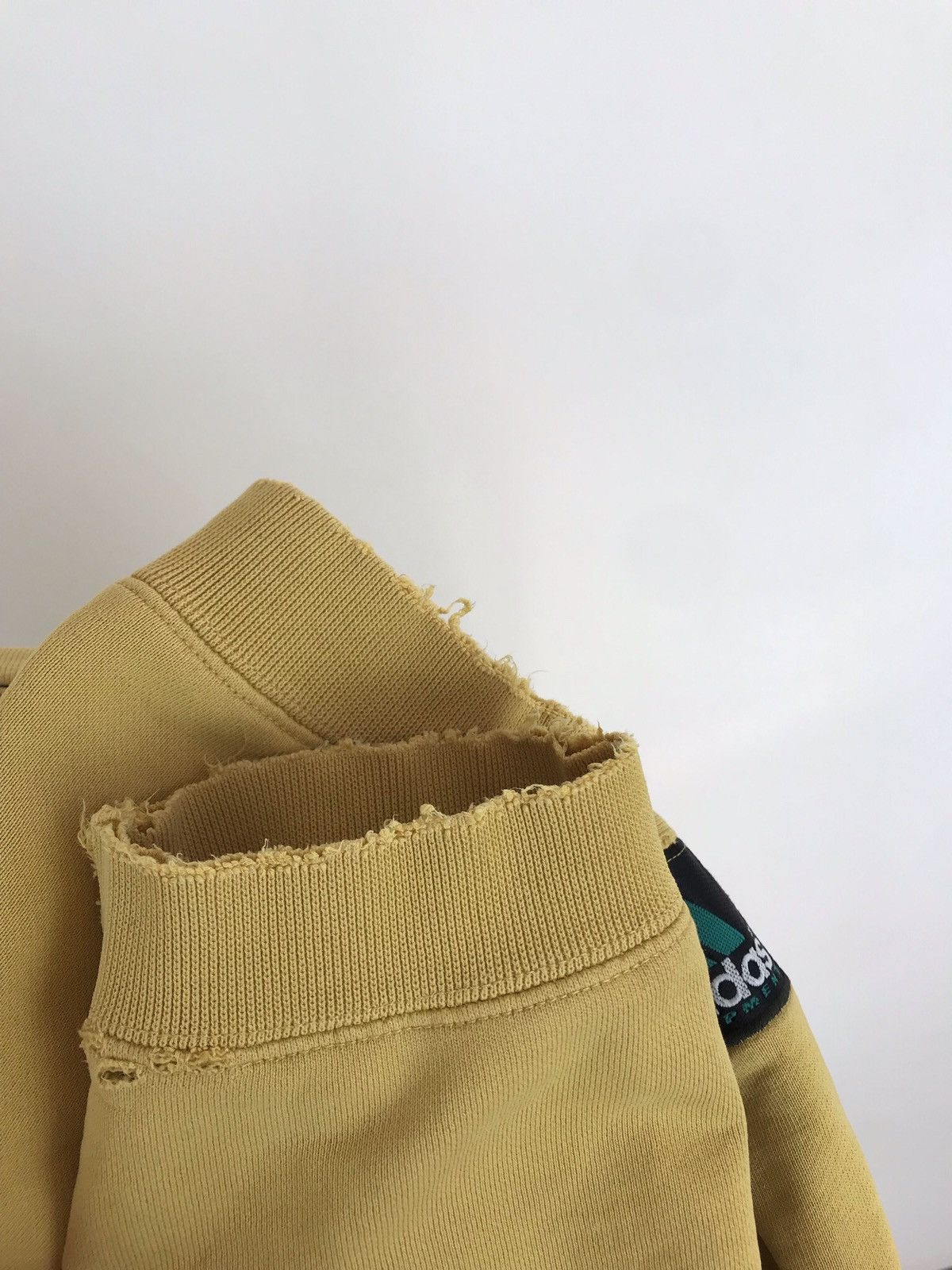 Vintage Vintage Adidas Equipment Big Logo Faded Distressed Sweat Size US L / EU 52-54 / 3 - 5 Thumbnail