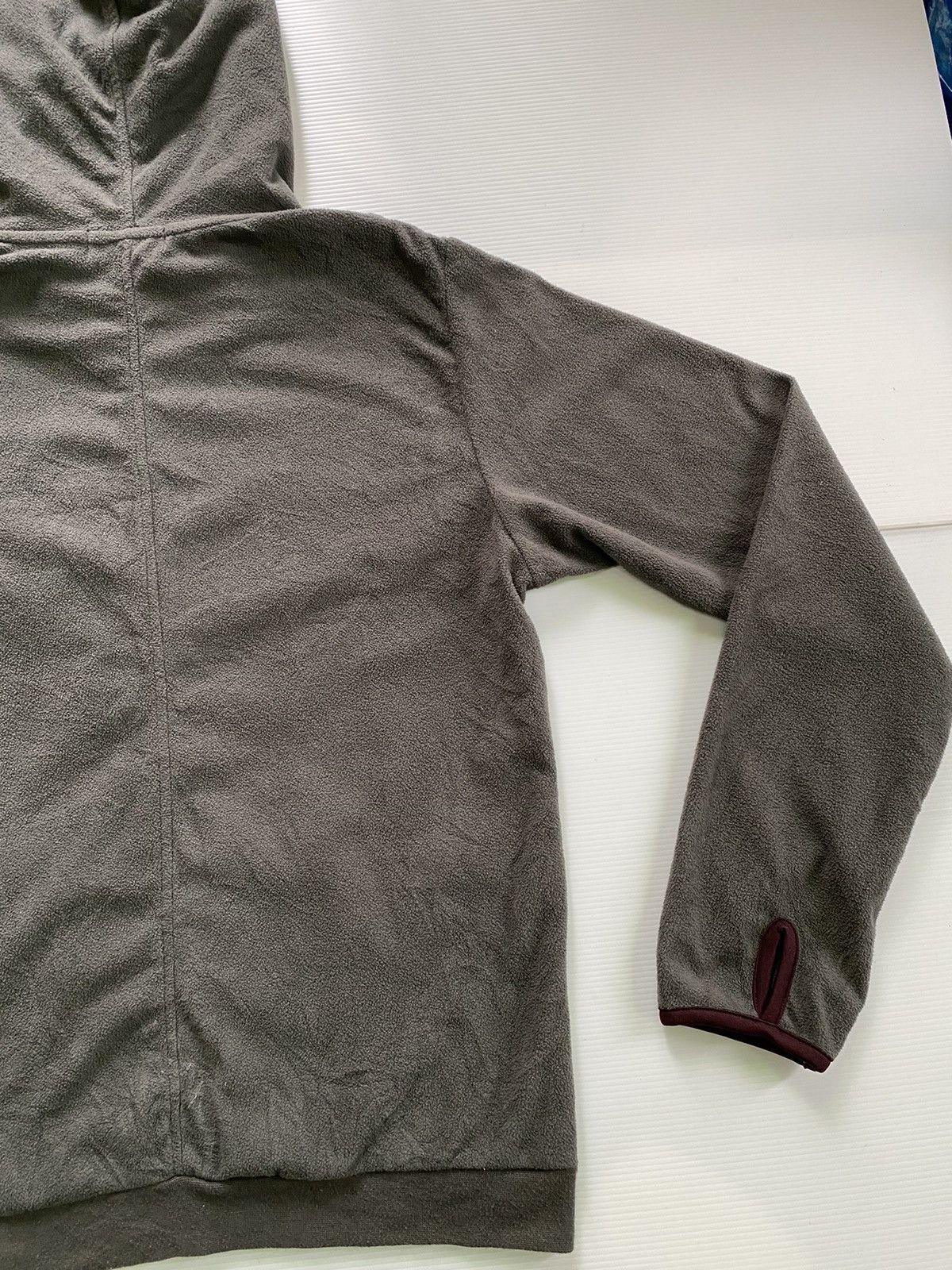 Japanese Brand × Undercover × Uniqlo Minimalist Uniqlo Undercover Light Fleece Size US M / EU 48-50 / 2 - 10 Thumbnail