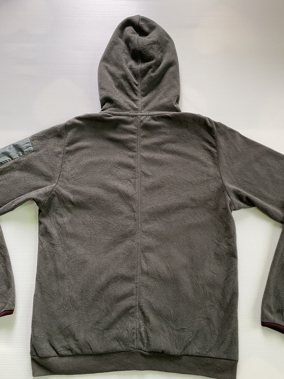 Japanese Brand × Undercover × Uniqlo Minimalist Uniqlo Undercover Light Fleece Size US M / EU 48-50 / 2 - 11 Thumbnail