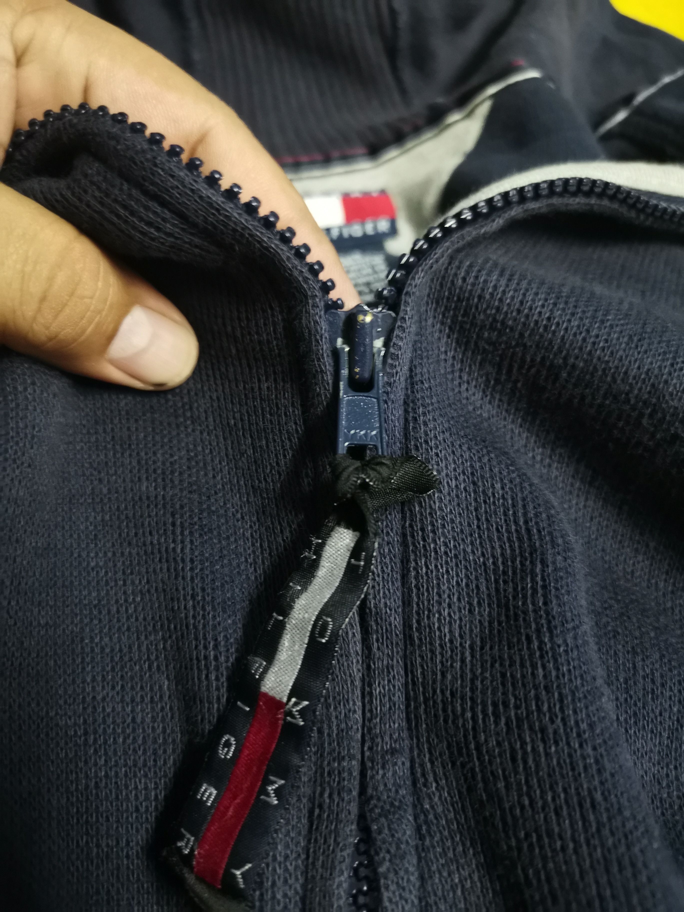 Tommy Hilfiger Tommy Hilfiger Zippered Hoodie Size US L / EU 52-54 / 3 - 8 Thumbnail