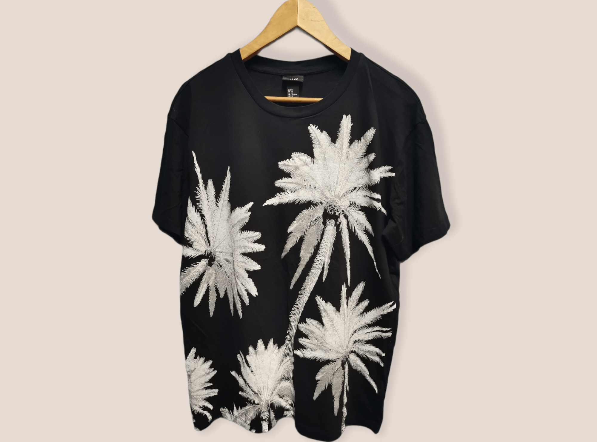 H&M × Other H&M Fullprint Coconut Tree Tees Size US M / EU 48-50 / 2 - 1 Thumbnail