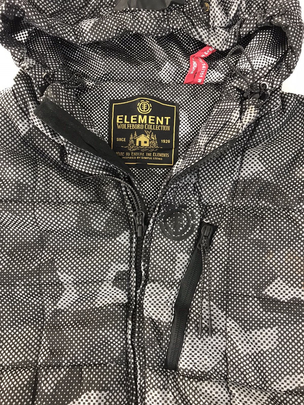 Element Element Wolfeboro Collection Puffer Quilted Camo K2065j Size US M / EU 48-50 / 2 - 3 Thumbnail