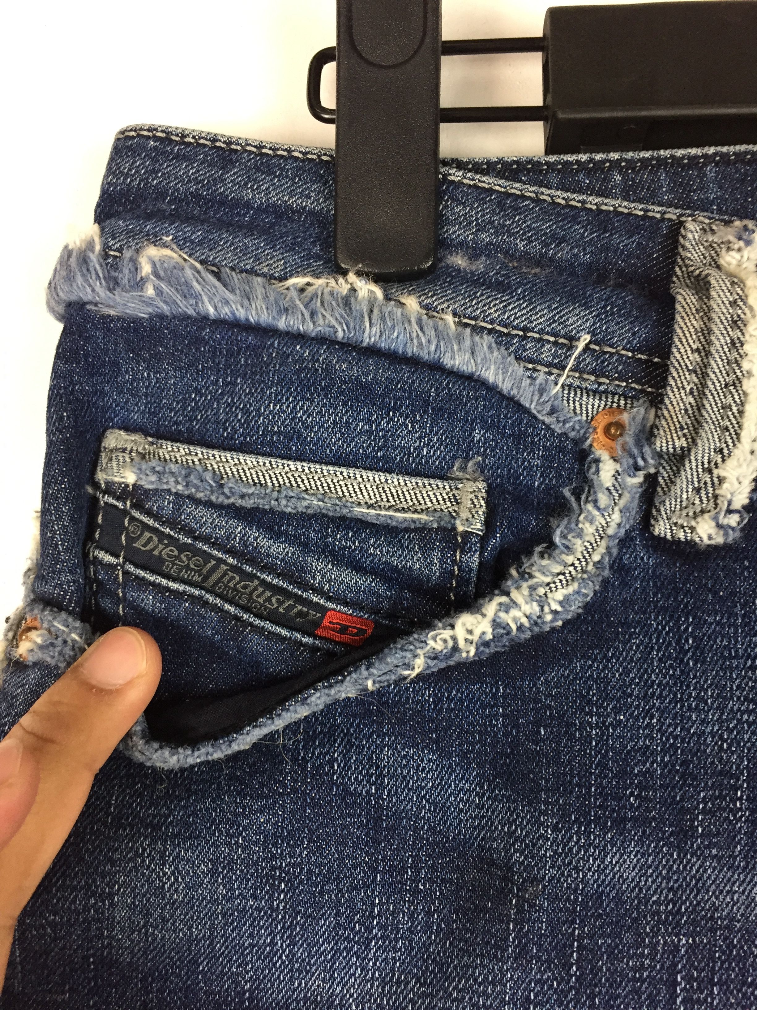 Diesel Archival Diesel Deconstructed Distressed Denim Jeans Size US 30 / EU 46 - 6 Thumbnail
