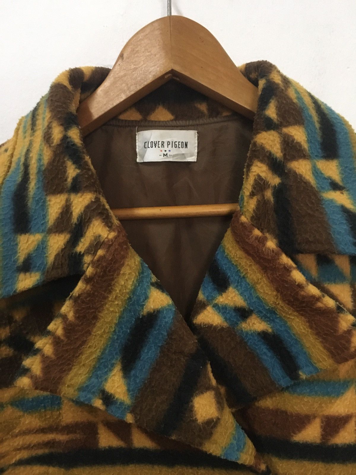 Japanese Brand Vintage Clover Pigeon Fleece Geometric Motive Coat Jacket Size US L / EU 52-54 / 3 - 4 Thumbnail