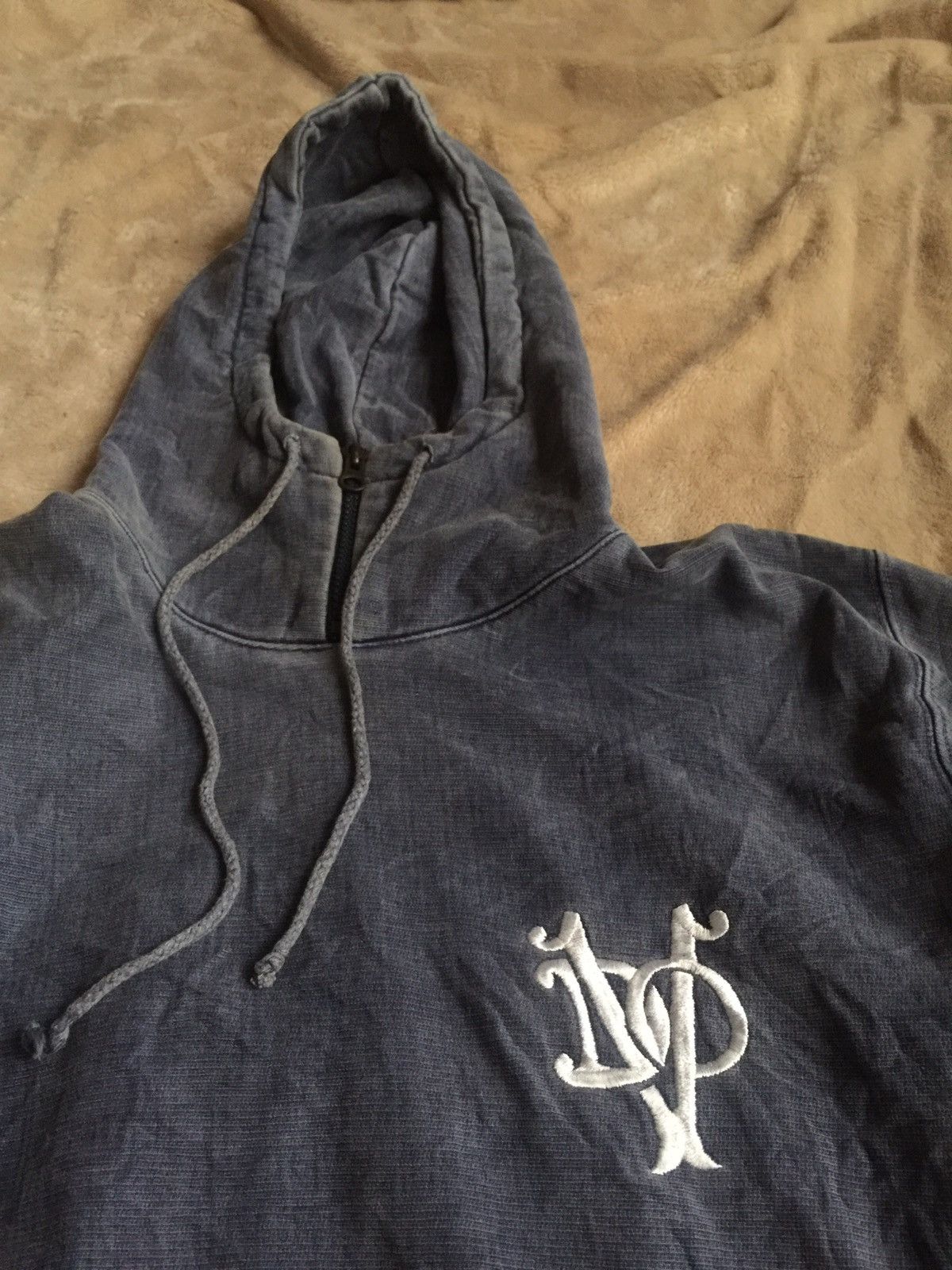 Other Devilock Embroidered Pullover Hoddie Sun Faded Blue Size US M / EU 48-50 / 2 - 2 Thumbnail