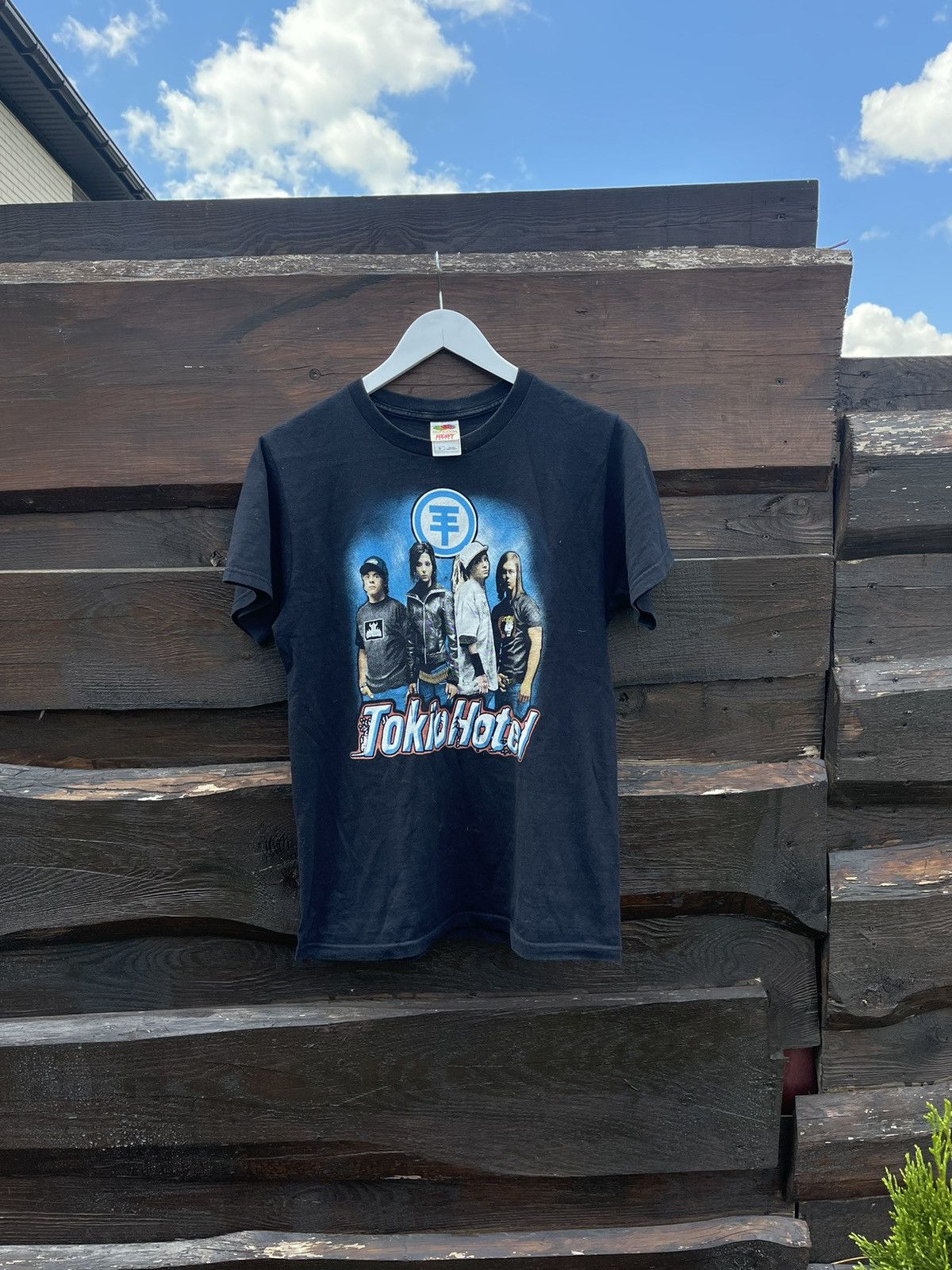Band Tees Y2K Tokio Hotel vintage print tee t-shirt Size US S / EU 44-46 / 1 - 2 Thumbnail