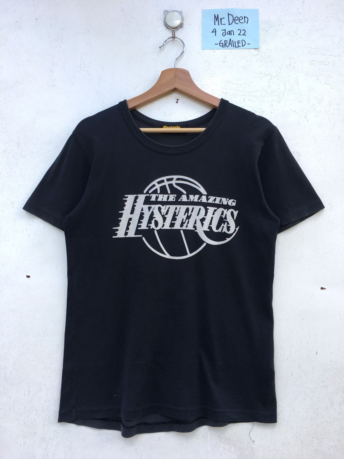 Hysteric Glamour Rare Vintage 90s The Amazing Hysteric Glamour Tshirt Size US S / EU 44-46 / 1 - 1 Thumbnail