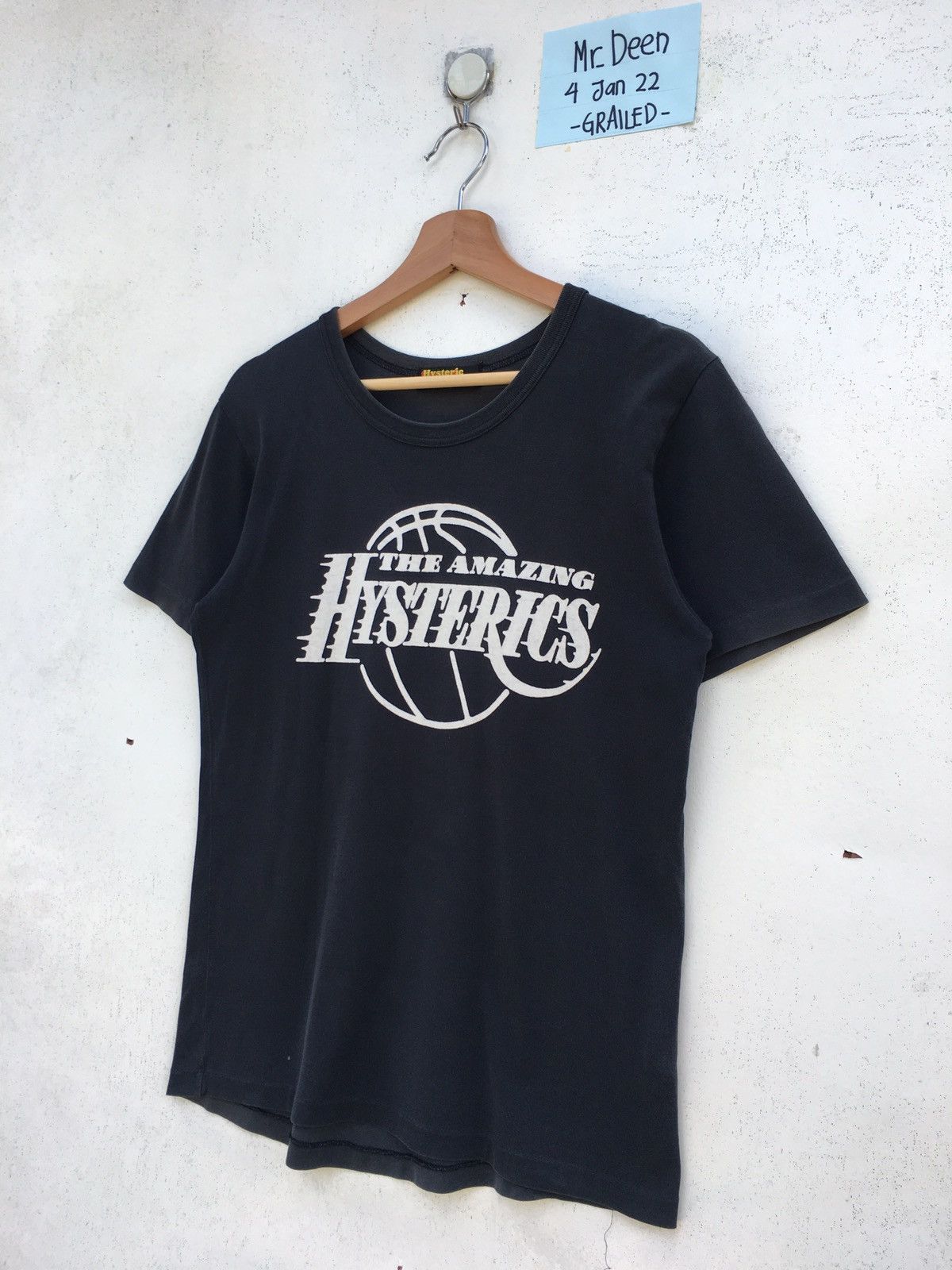 Hysteric Glamour Rare Vintage 90s The Amazing Hysteric Glamour Tshirt Size US S / EU 44-46 / 1 - 4 Thumbnail