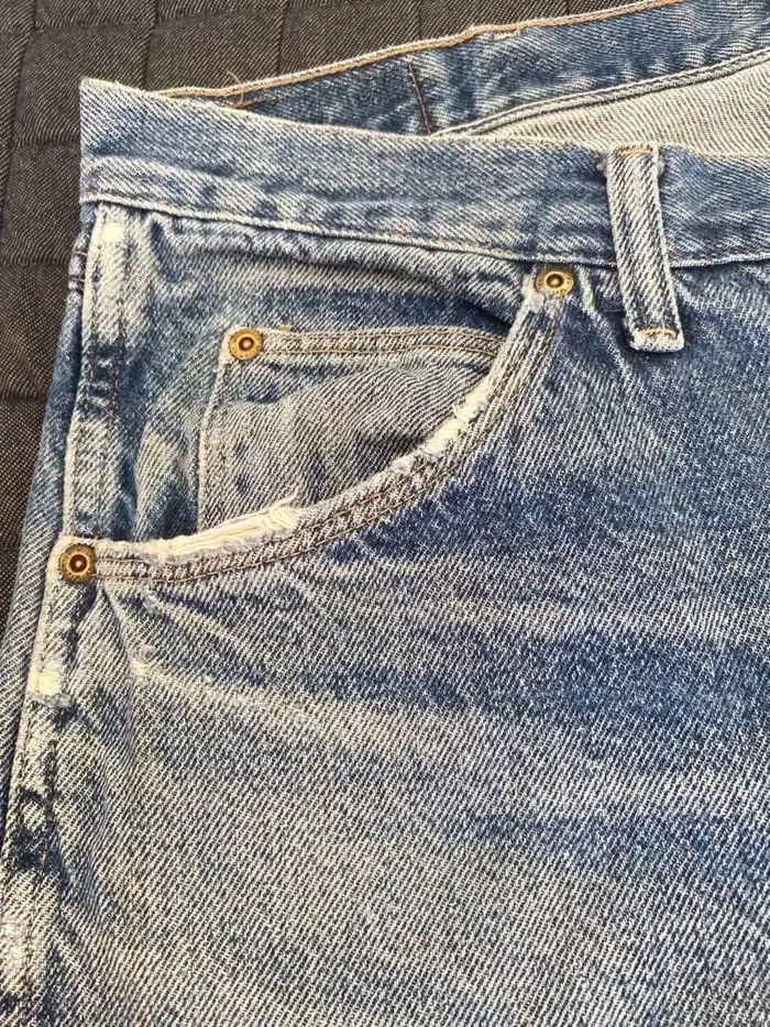 Jean × Vintage × Wrangler OFFER🔥Vintage Distressed Denim Wrangler Faded Blue Jeans Size US 34 / EU 50 - 6 Thumbnail
