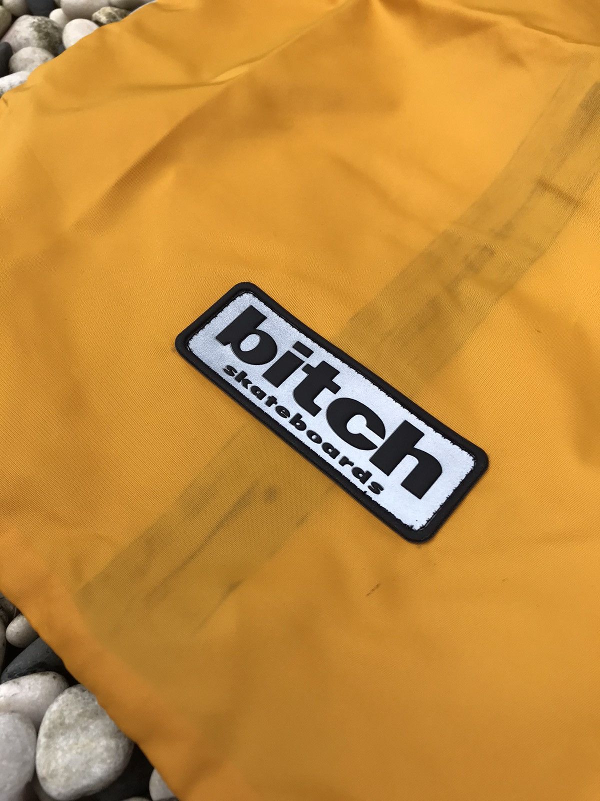 Other Authentic NOS 90s BITCH SKATEBOARDS CROSSBODY DRAWSTRING BAG Size ONE SIZE - 5 Thumbnail