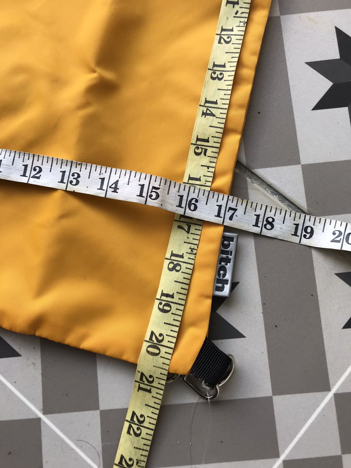 Other Authentic NOS 90s BITCH SKATEBOARDS CROSSBODY DRAWSTRING BAG Size ONE SIZE - 11 Thumbnail